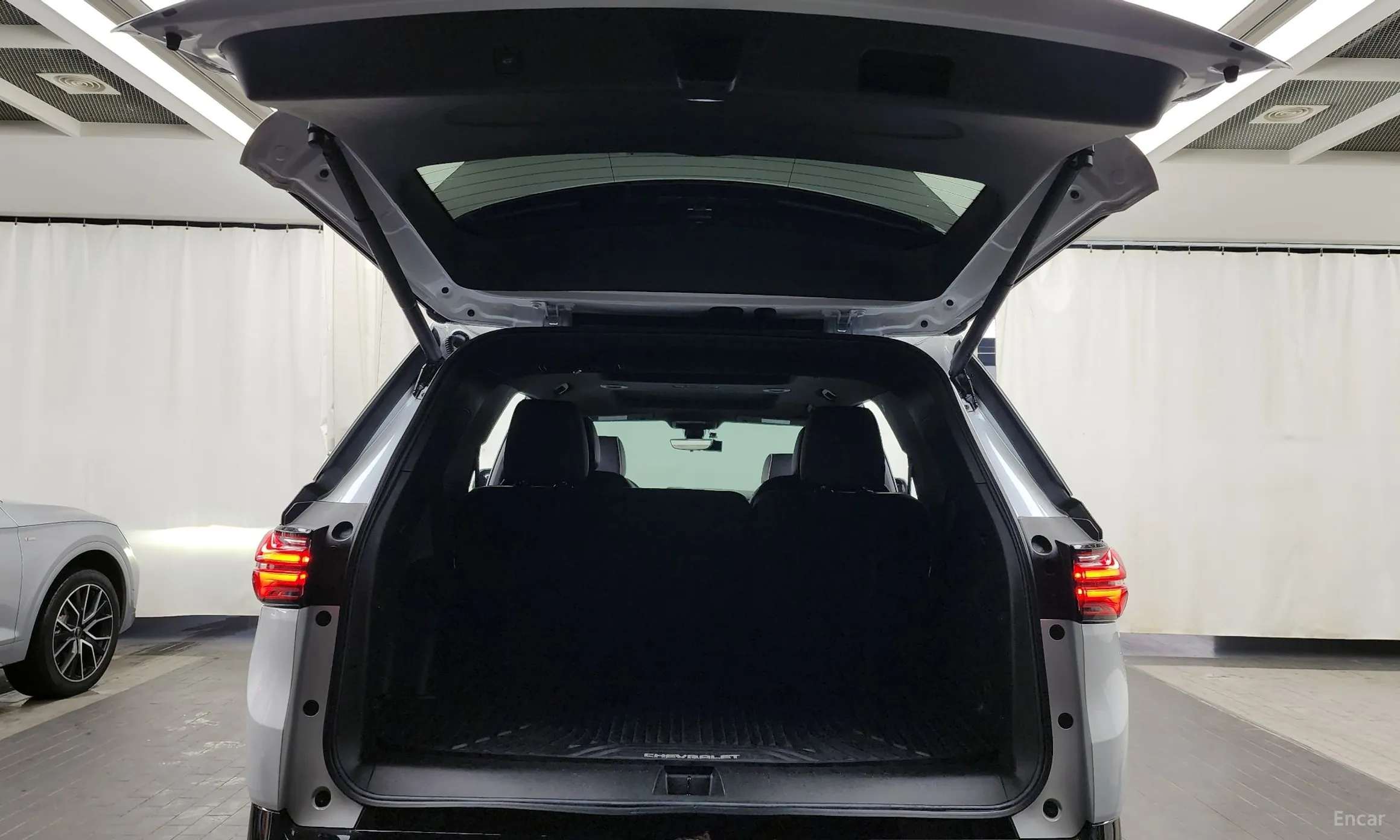 Chevrolet (GM Daewoo) Traverse превью 20