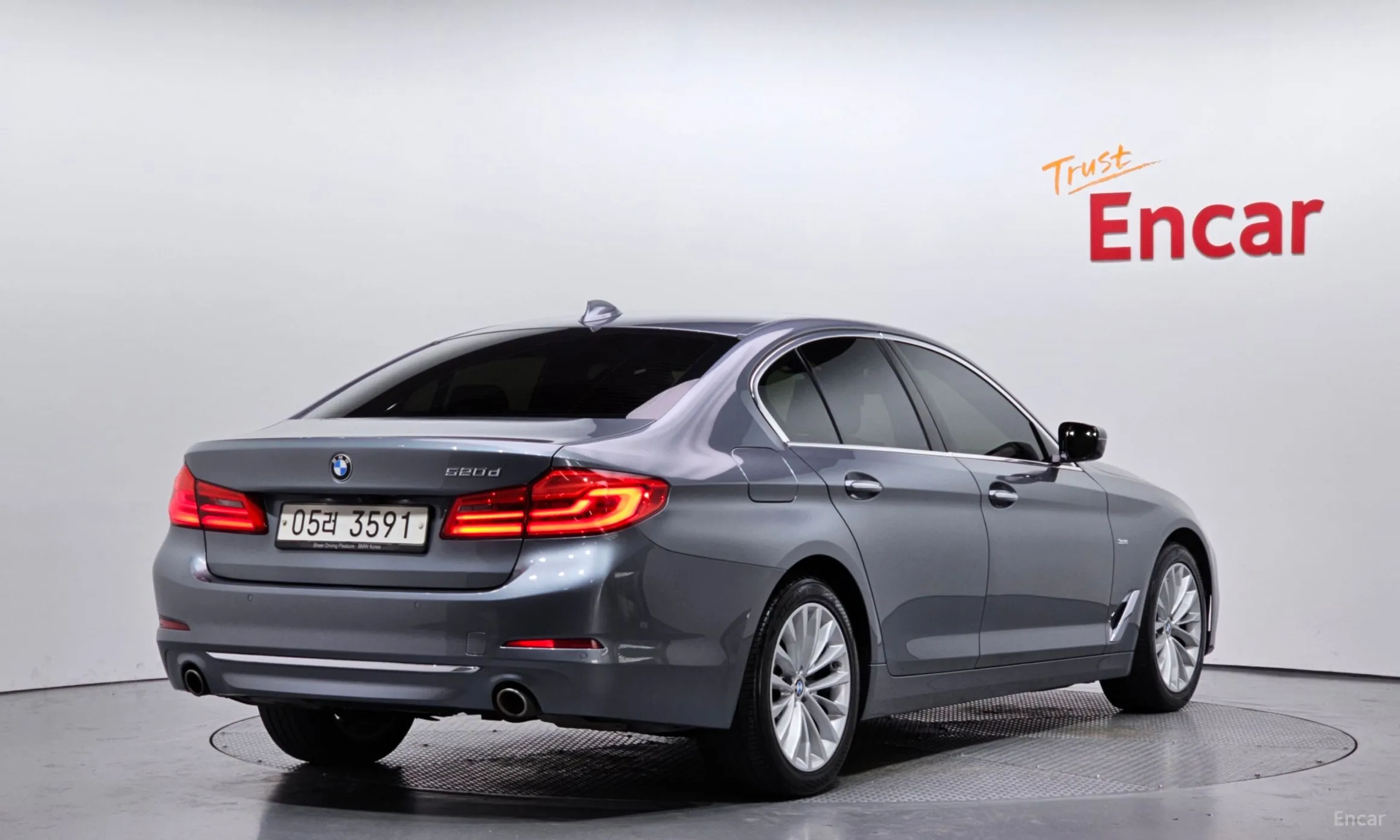 BMW 5 Series (G30)