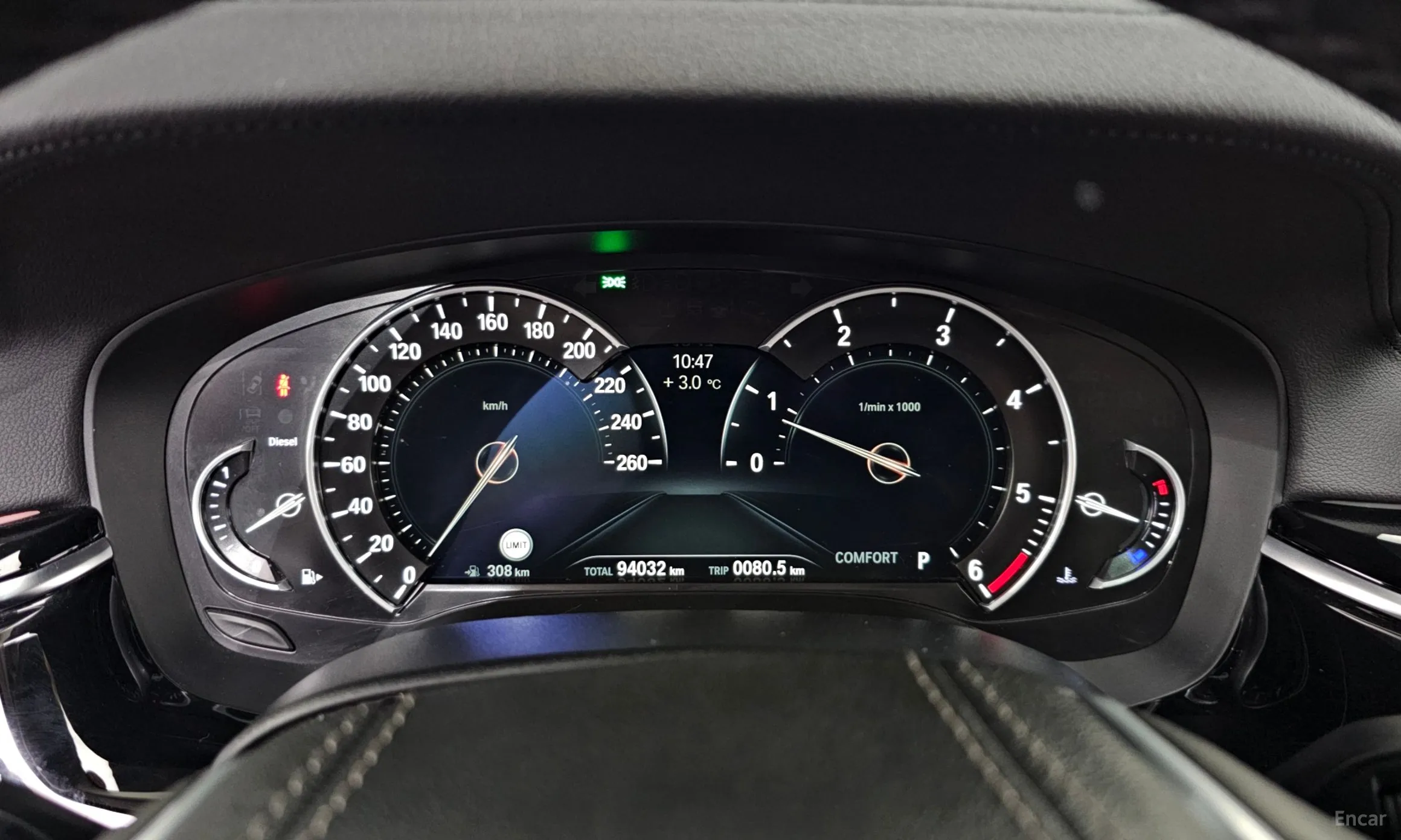 BMW 5 Series (G30) превью 8