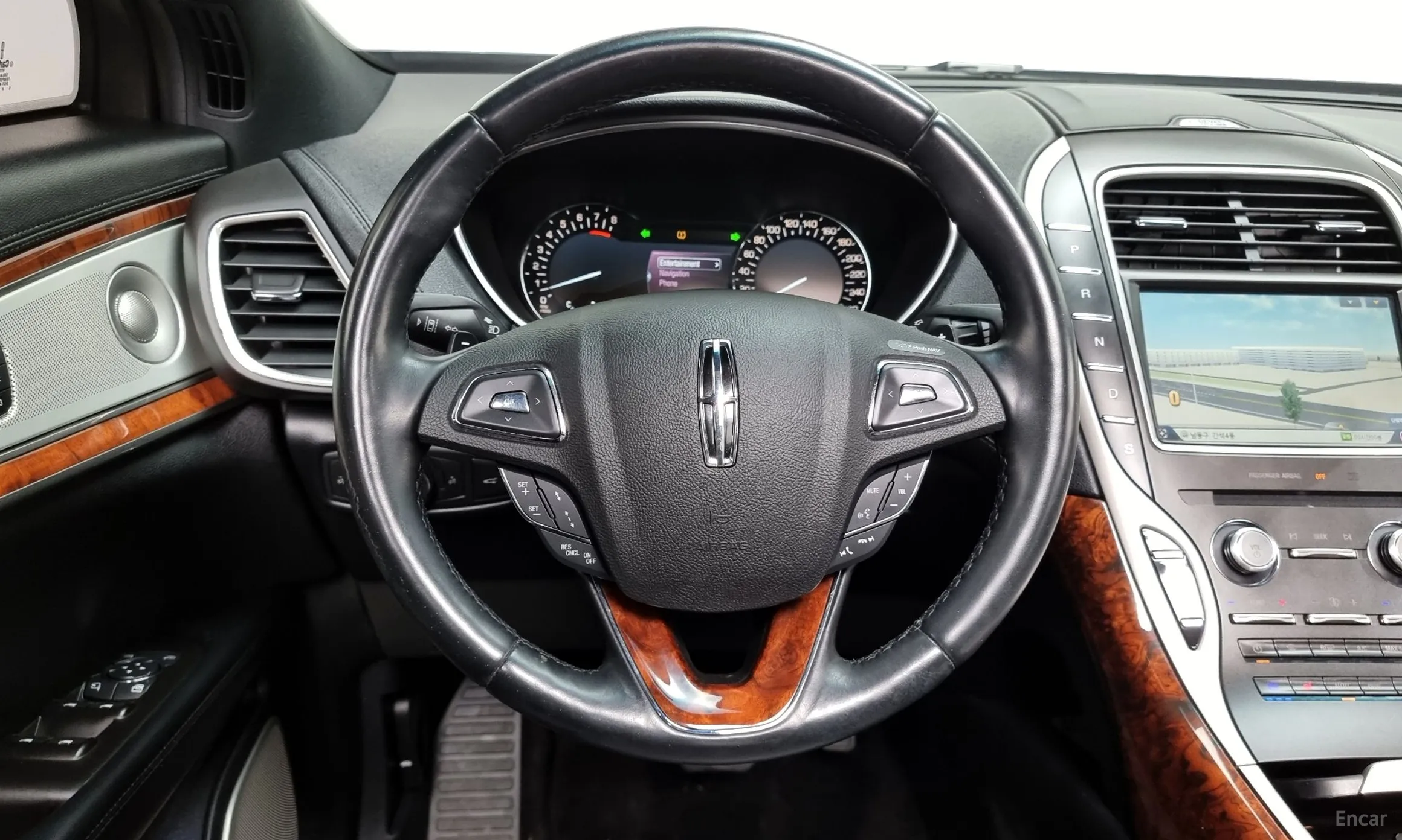 Lincoln MKX 2nd Generation превью 13