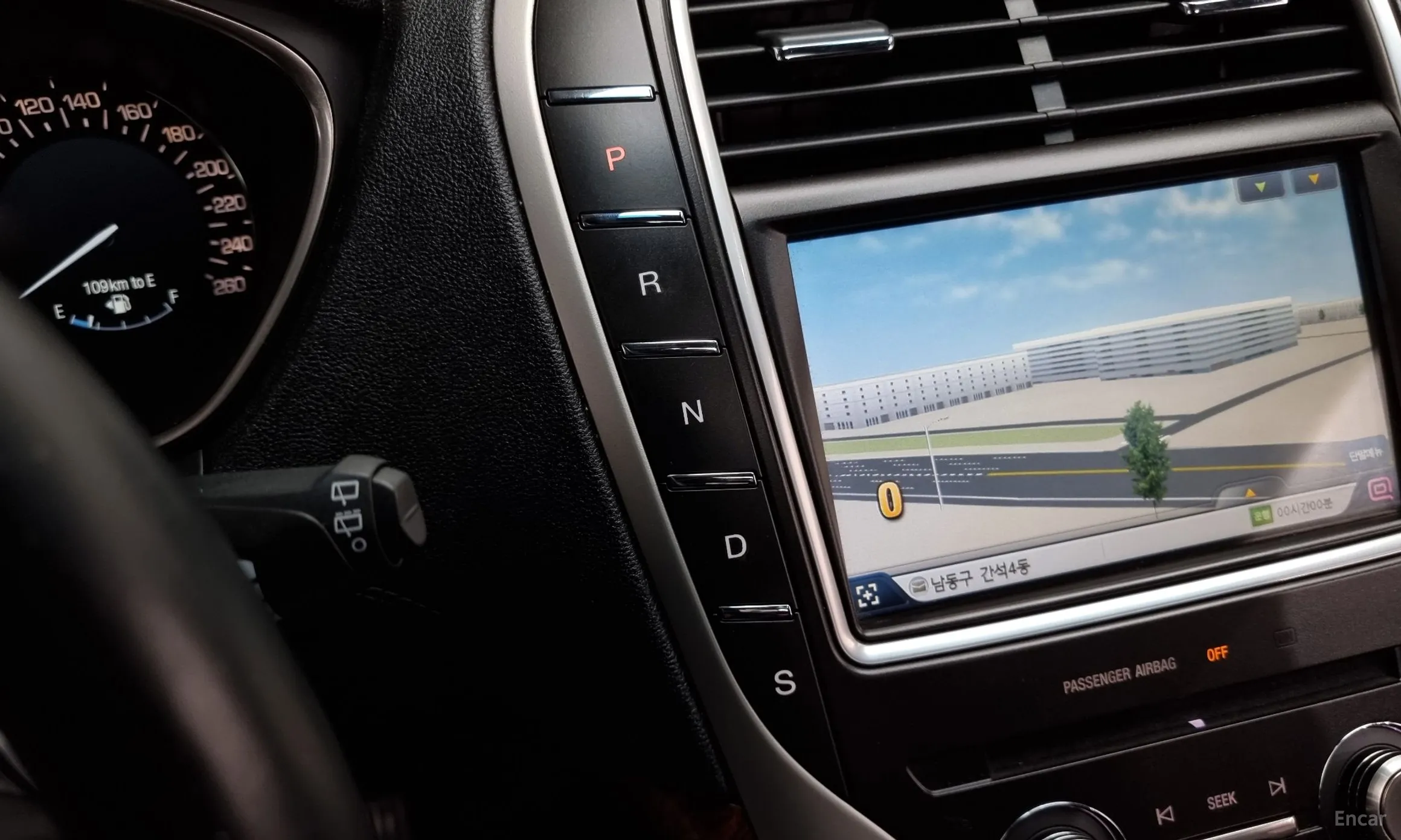 Lincoln MKX 2nd Generation превью 9