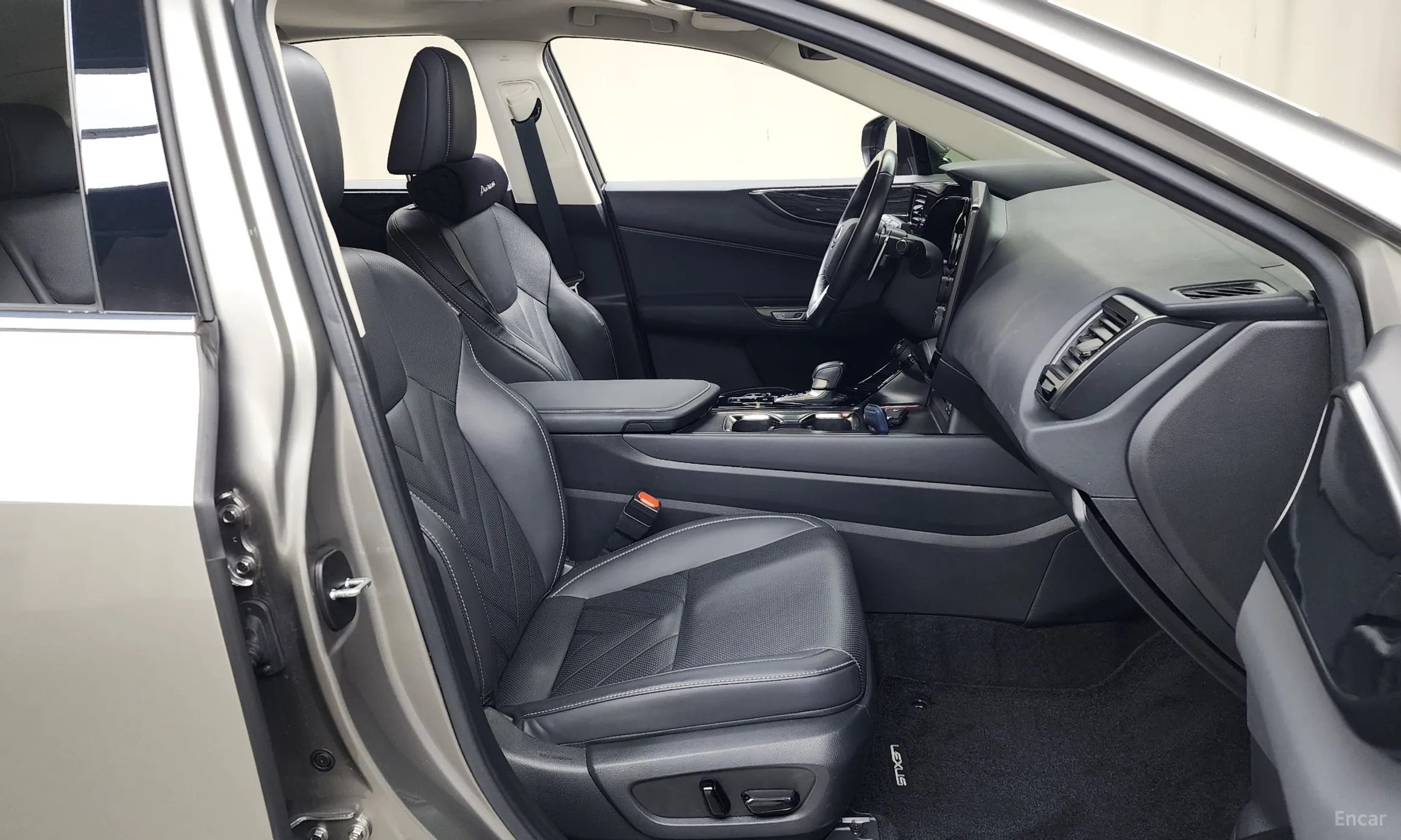 Lexus NX350h Gen 2 превью 11