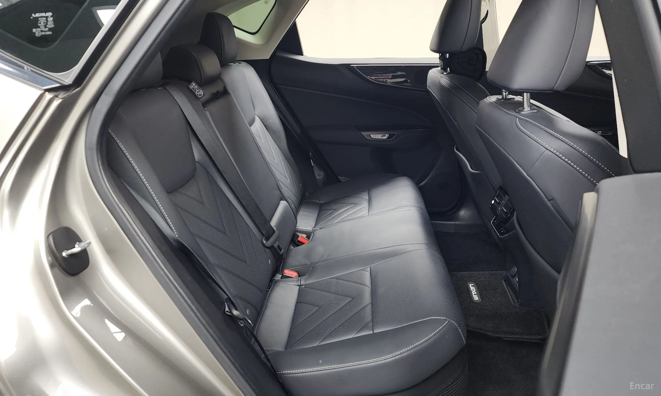 Lexus NX350h Gen 2 превью 12