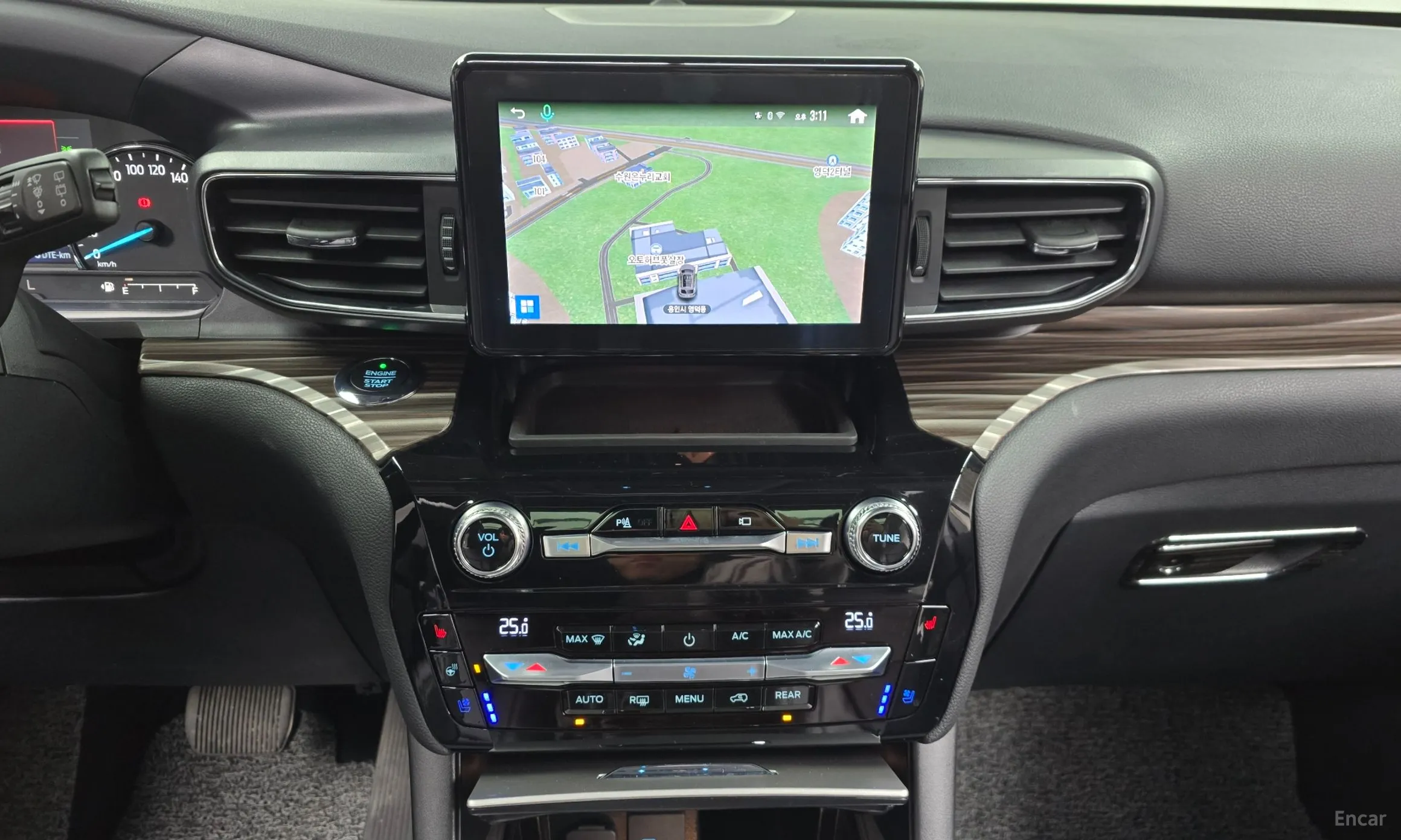 Ford Explorer 6th Generation превью 14