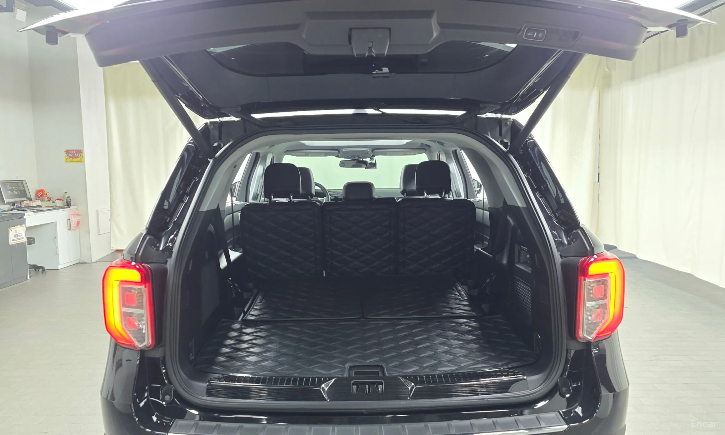 Ford Explorer 6th Generation превью 20