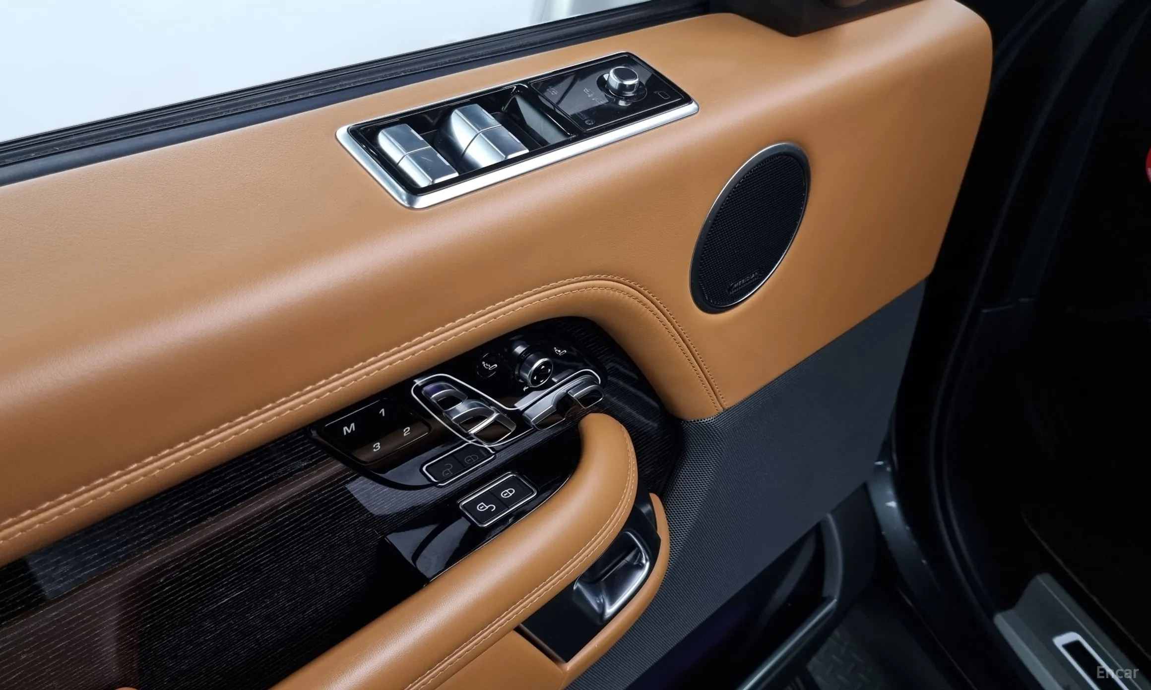 Land Rover Range Rover 4th Generation превью 18