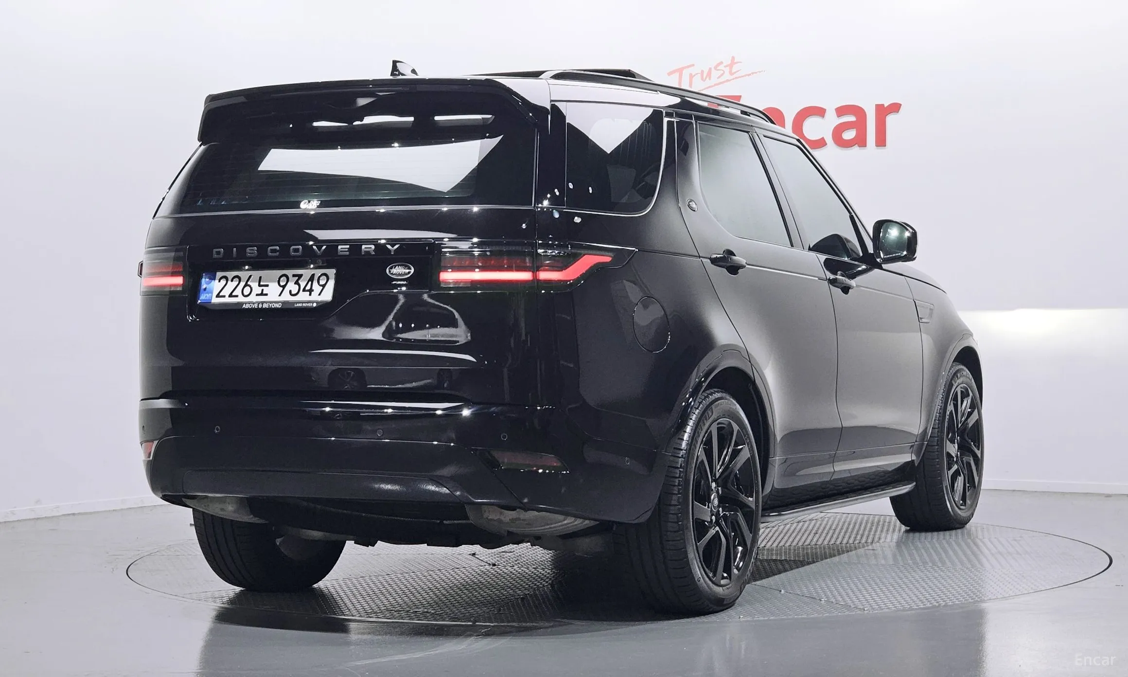 Land Rover Discovery 5 превью 2