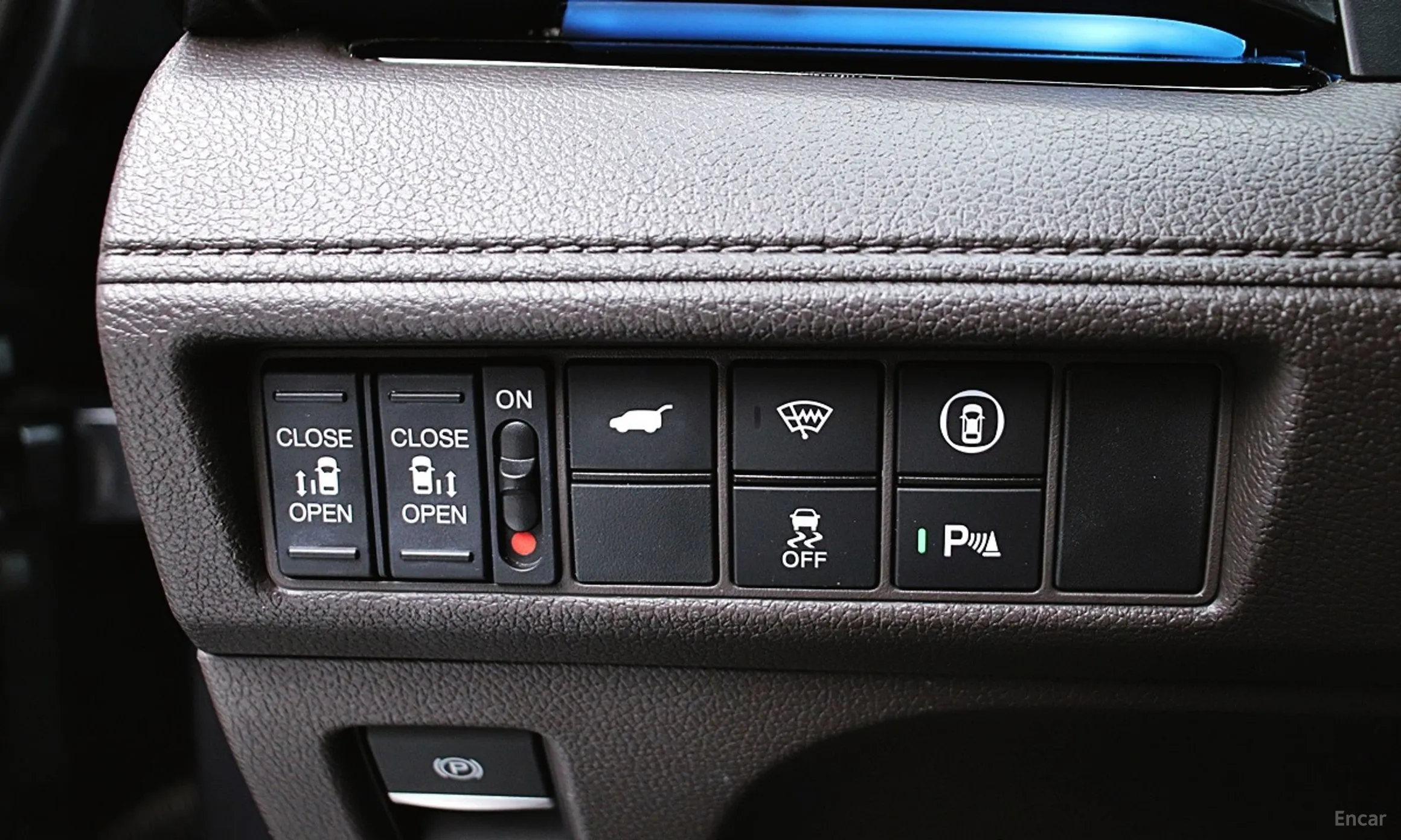 Honda Odyssey превью 14