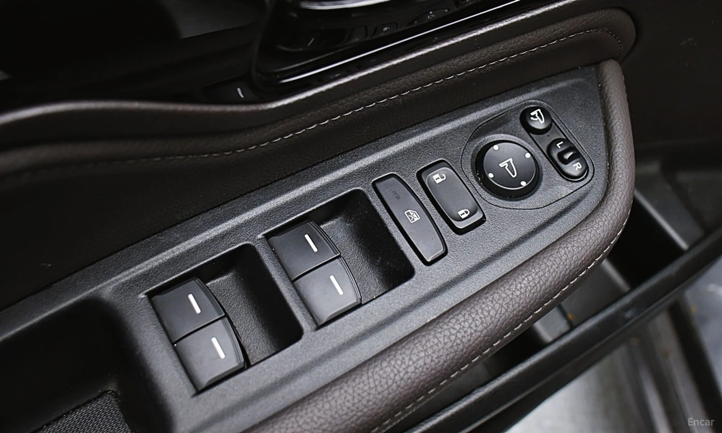 Honda Odyssey превью 15