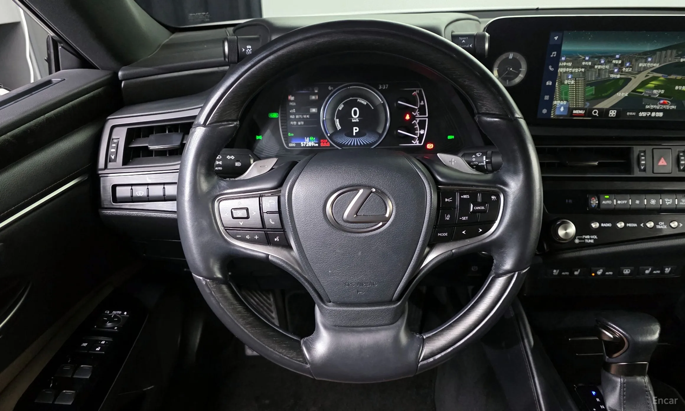 Lexus ES300h 7th Generation превью 15