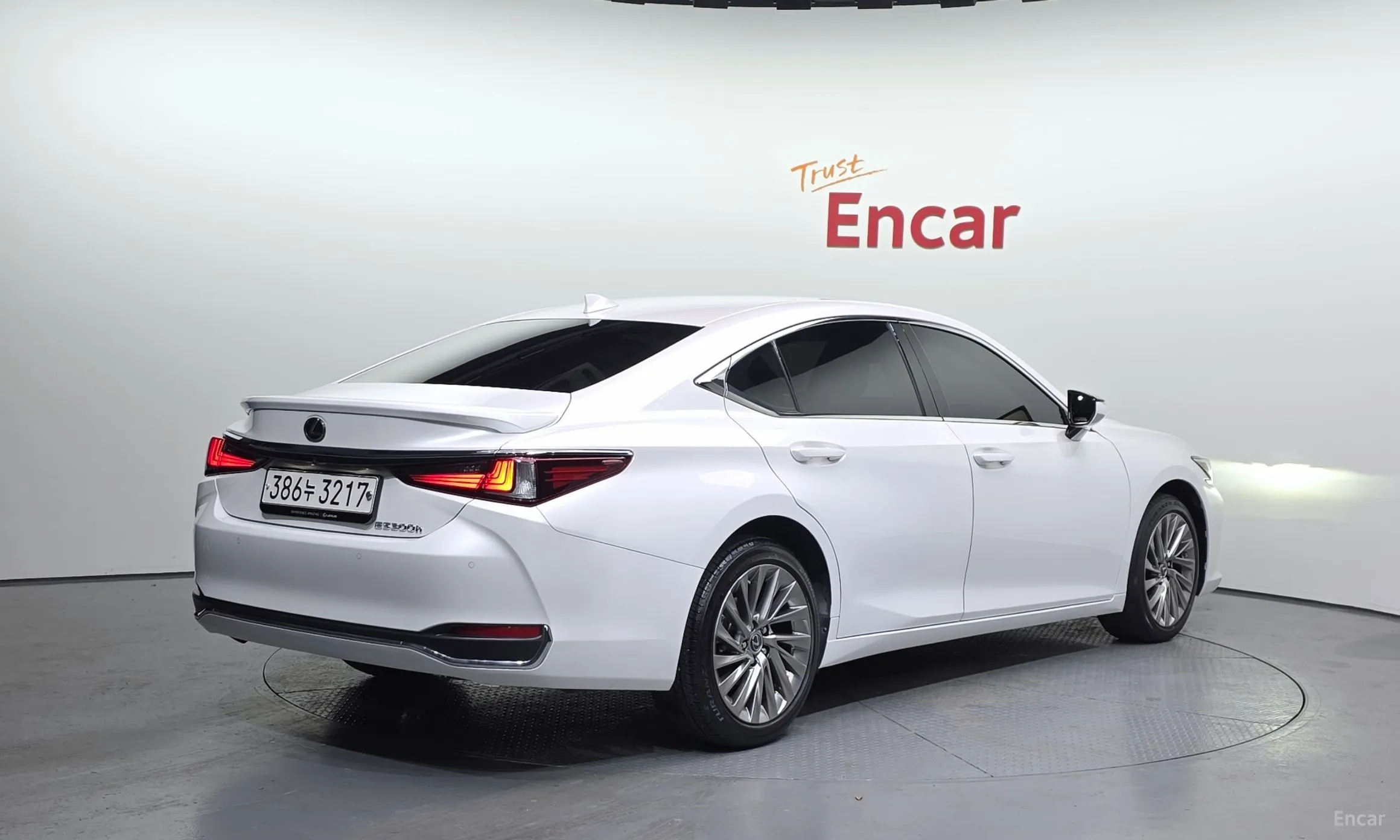 Lexus ES300h 7th Generation