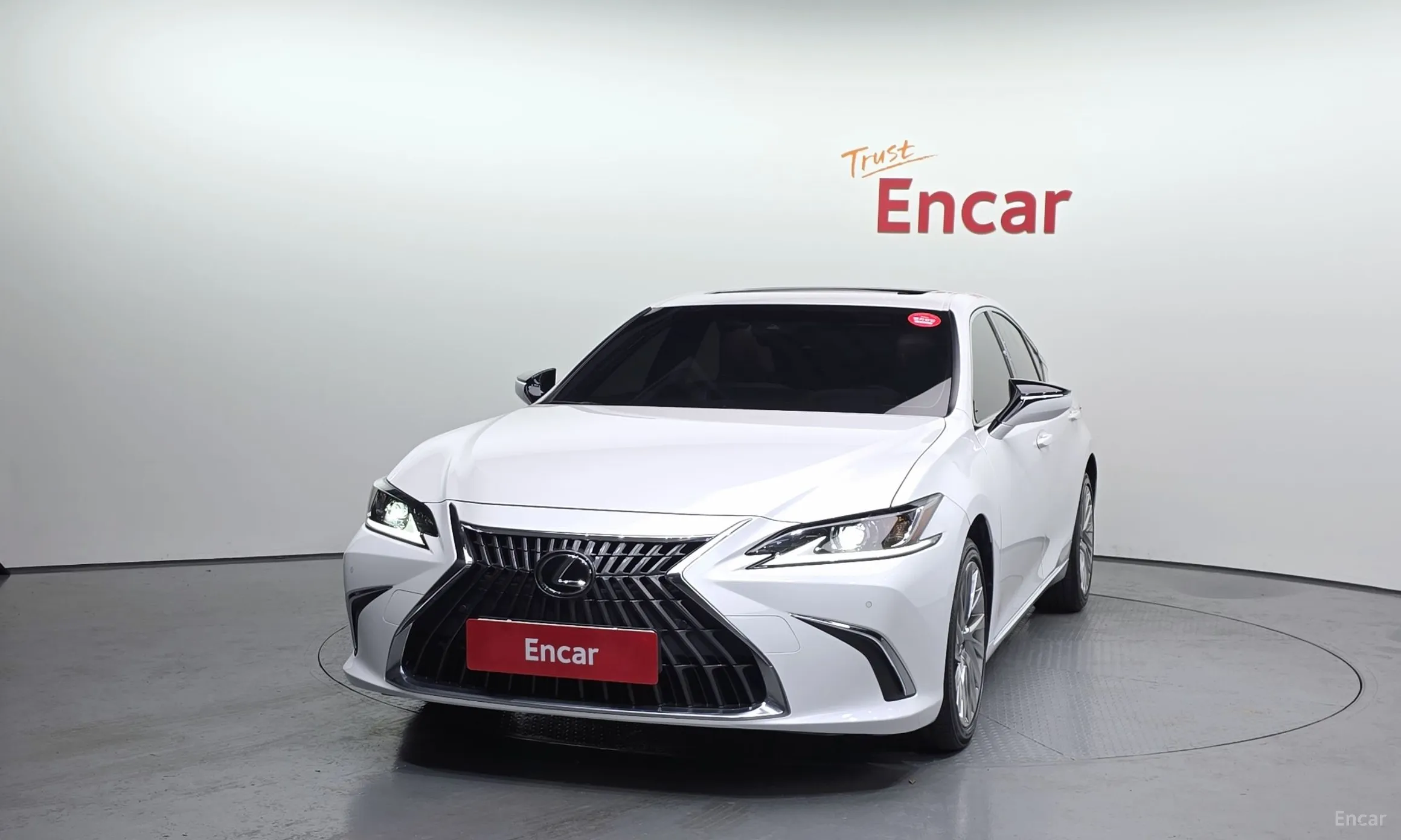 Lexus ES300h 7th Generation превью 3