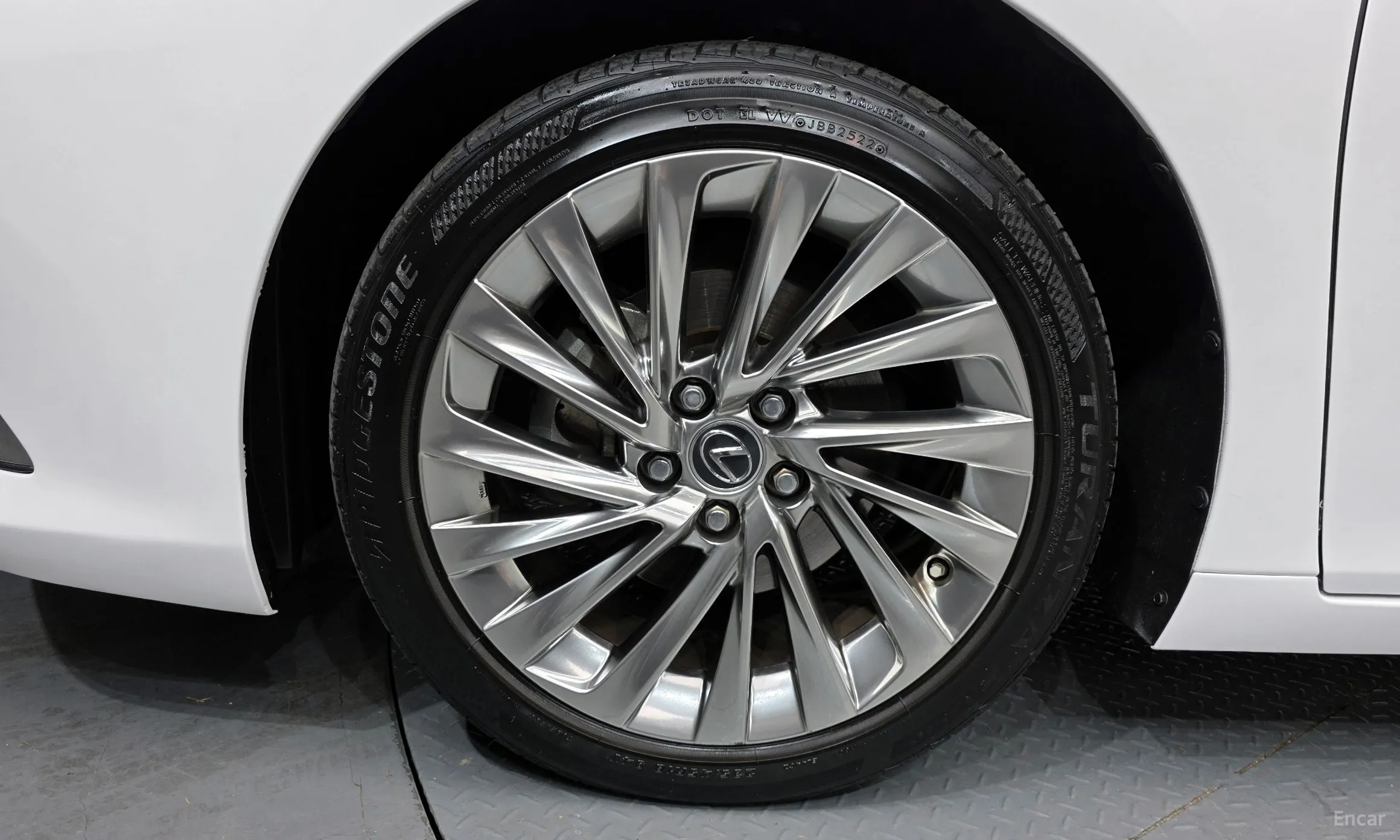 Lexus ES300h 7th Generation превью 5