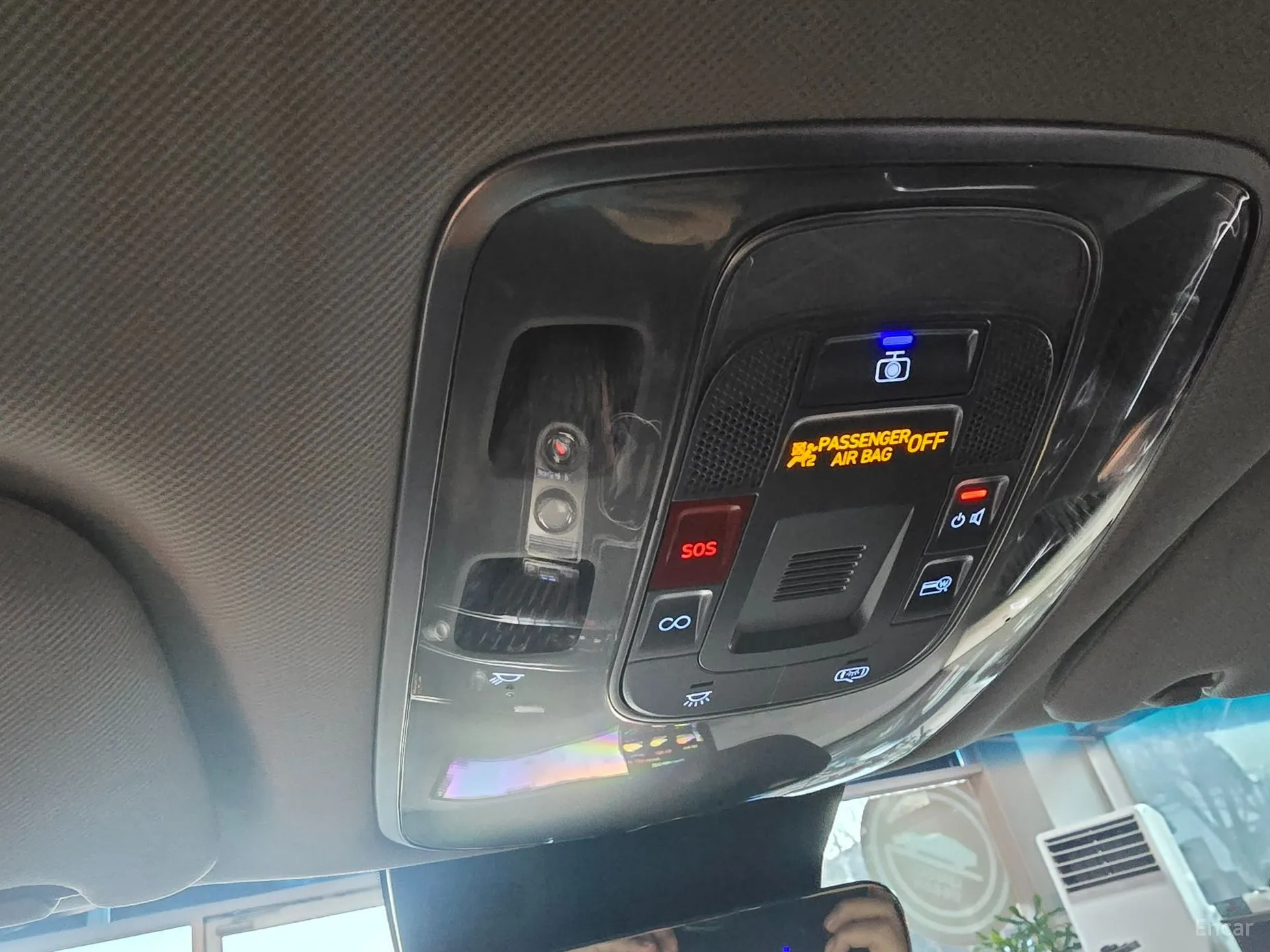 Genesis GV70 превью 18