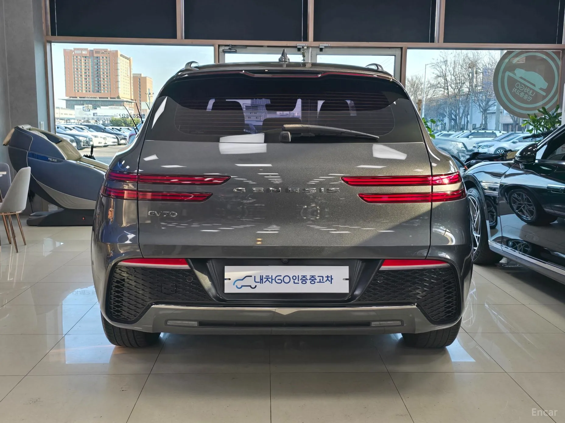 Genesis GV70 превью 5