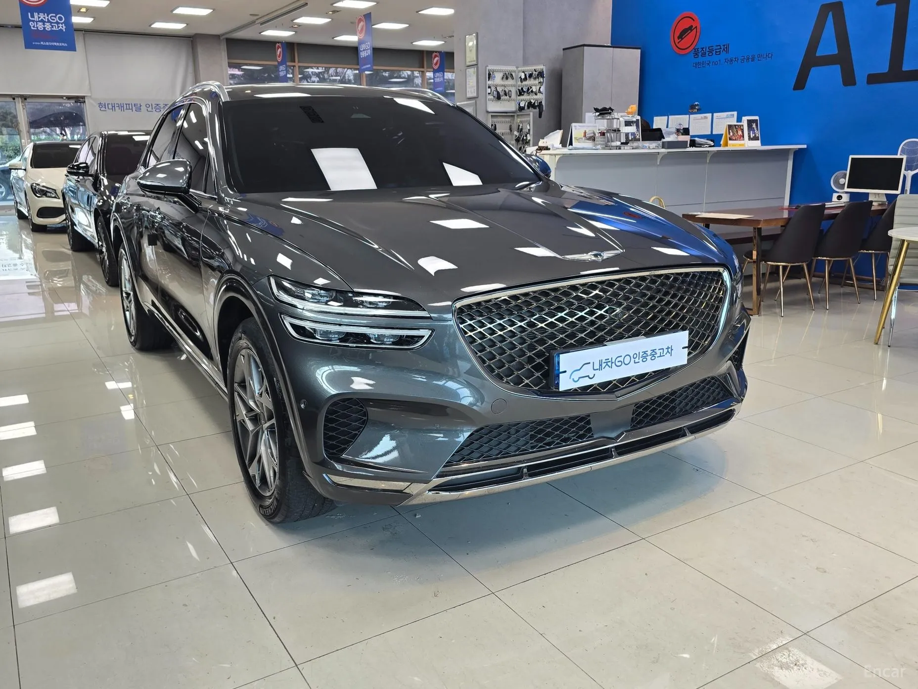 Genesis GV70 превью 7