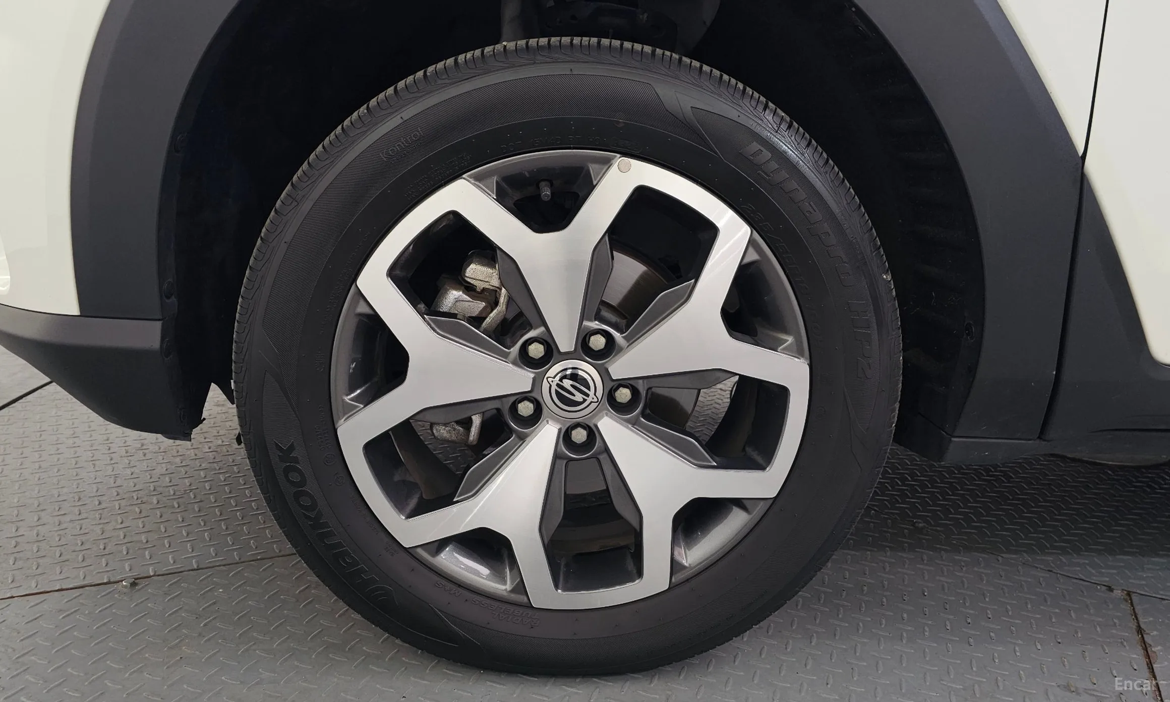KG Mobility (SsangYong) Torres превью 5