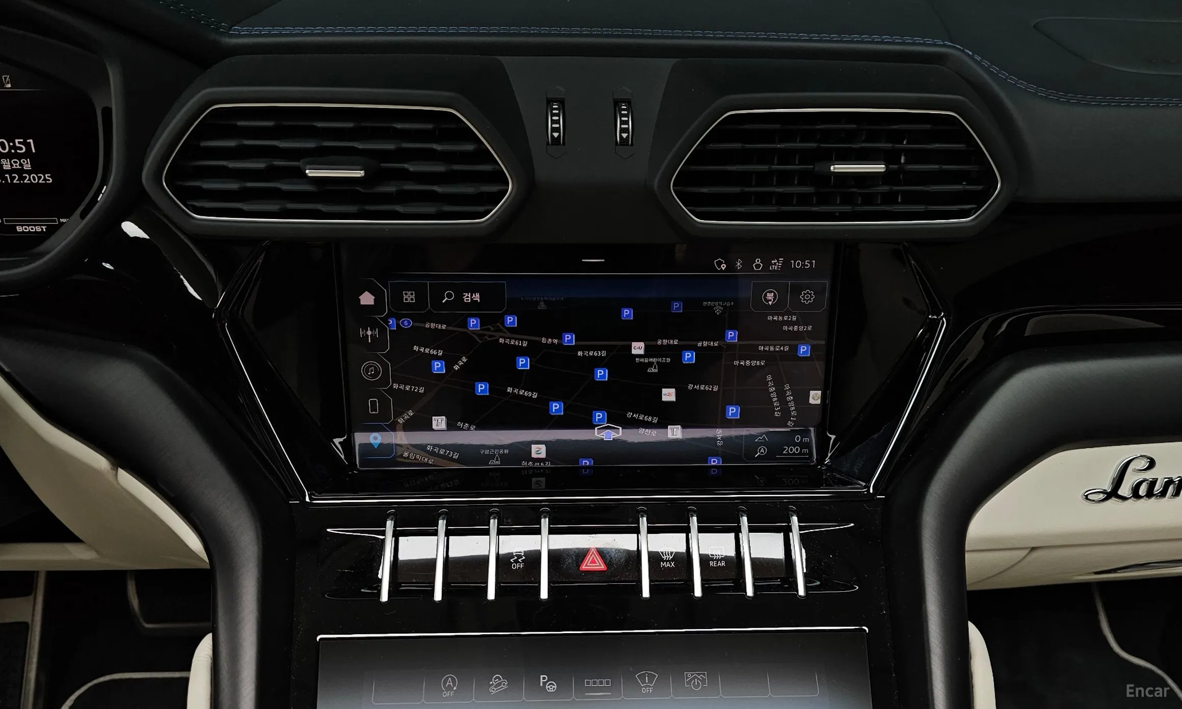 Lamborghini Urus превью 14