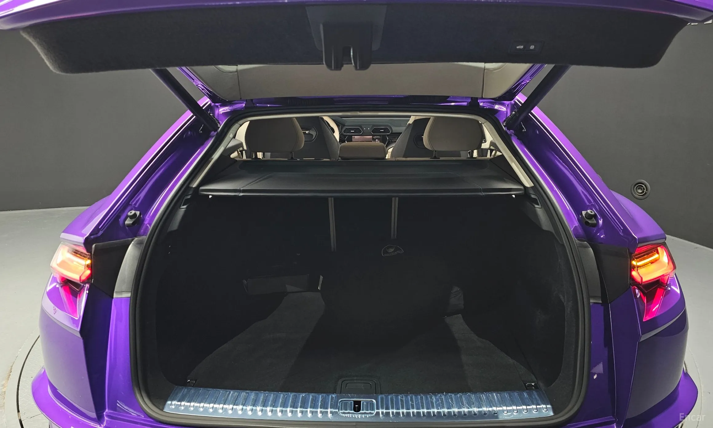 Lamborghini Urus превью 20