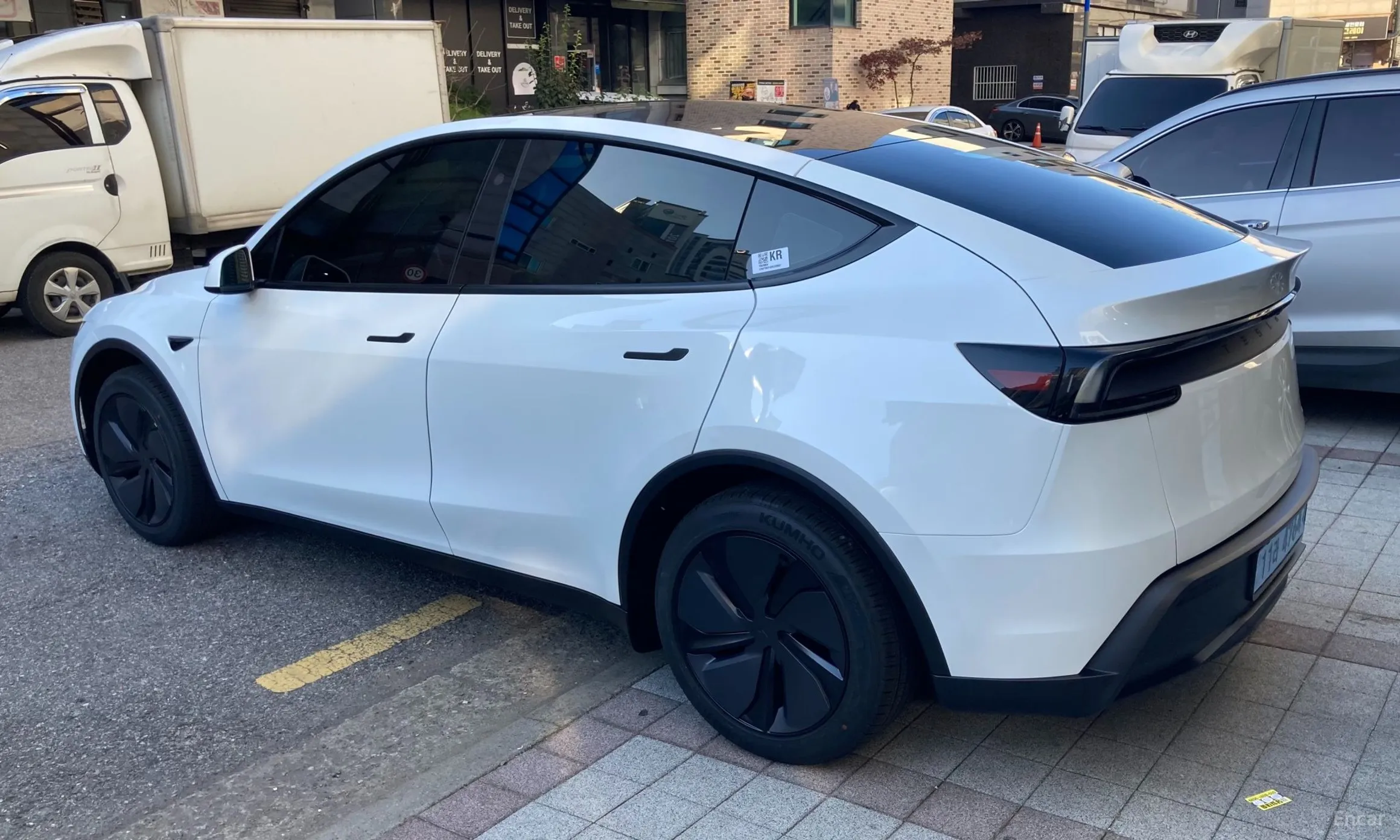 Tesla Model Y превью 4
