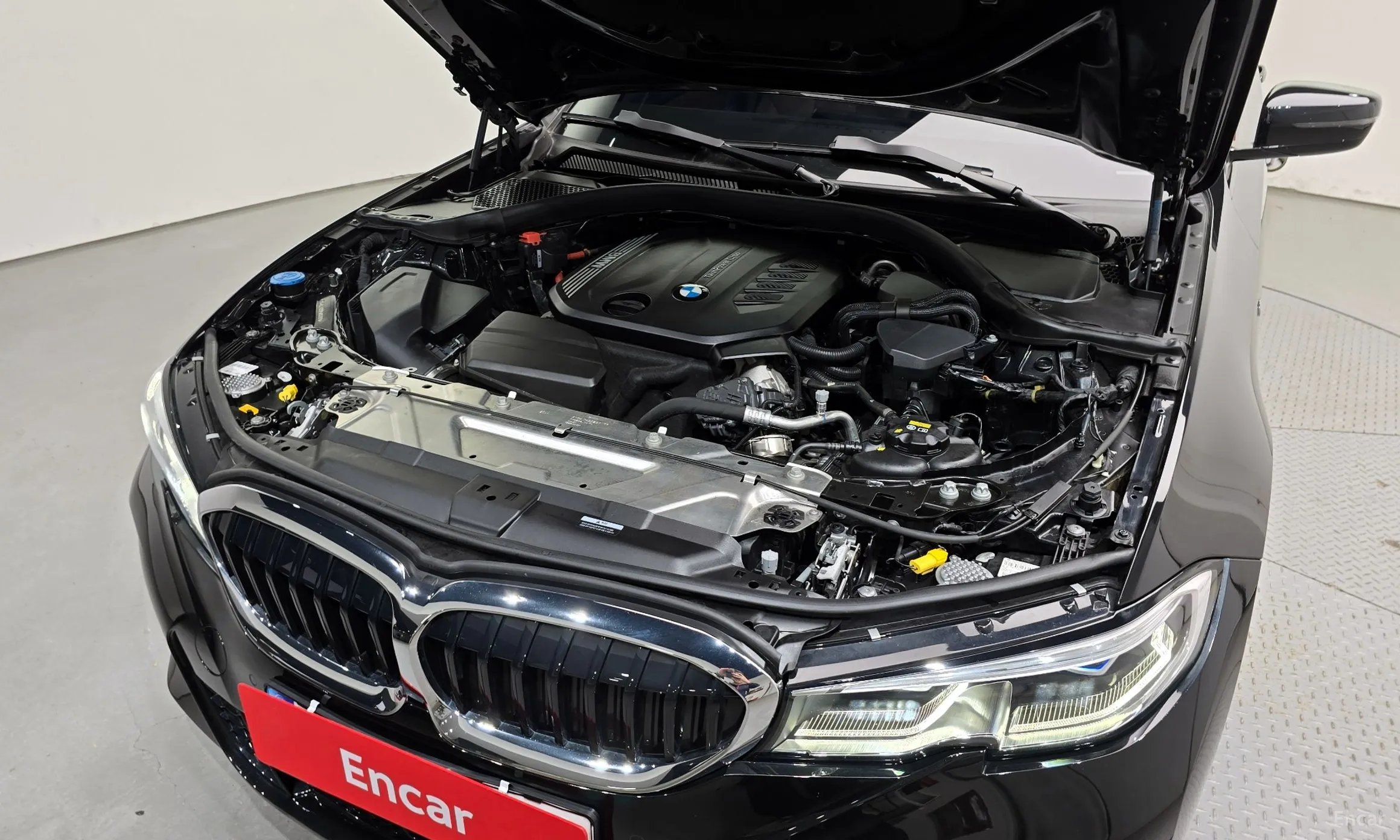 BMW 3 Series (G20) превью 6