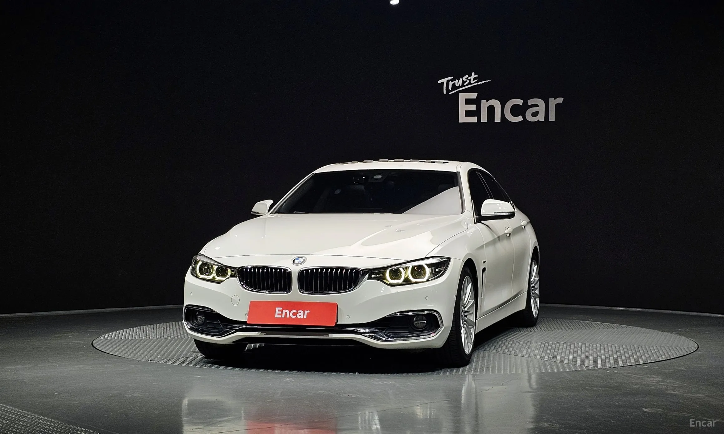 BMW Series 4 (F32) превью 3