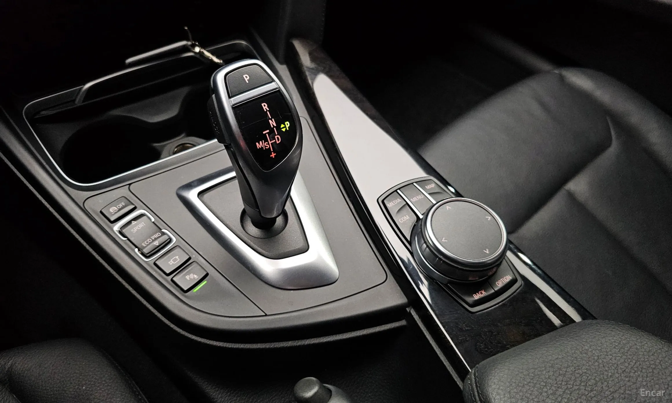BMW Series 4 (F32) превью 9