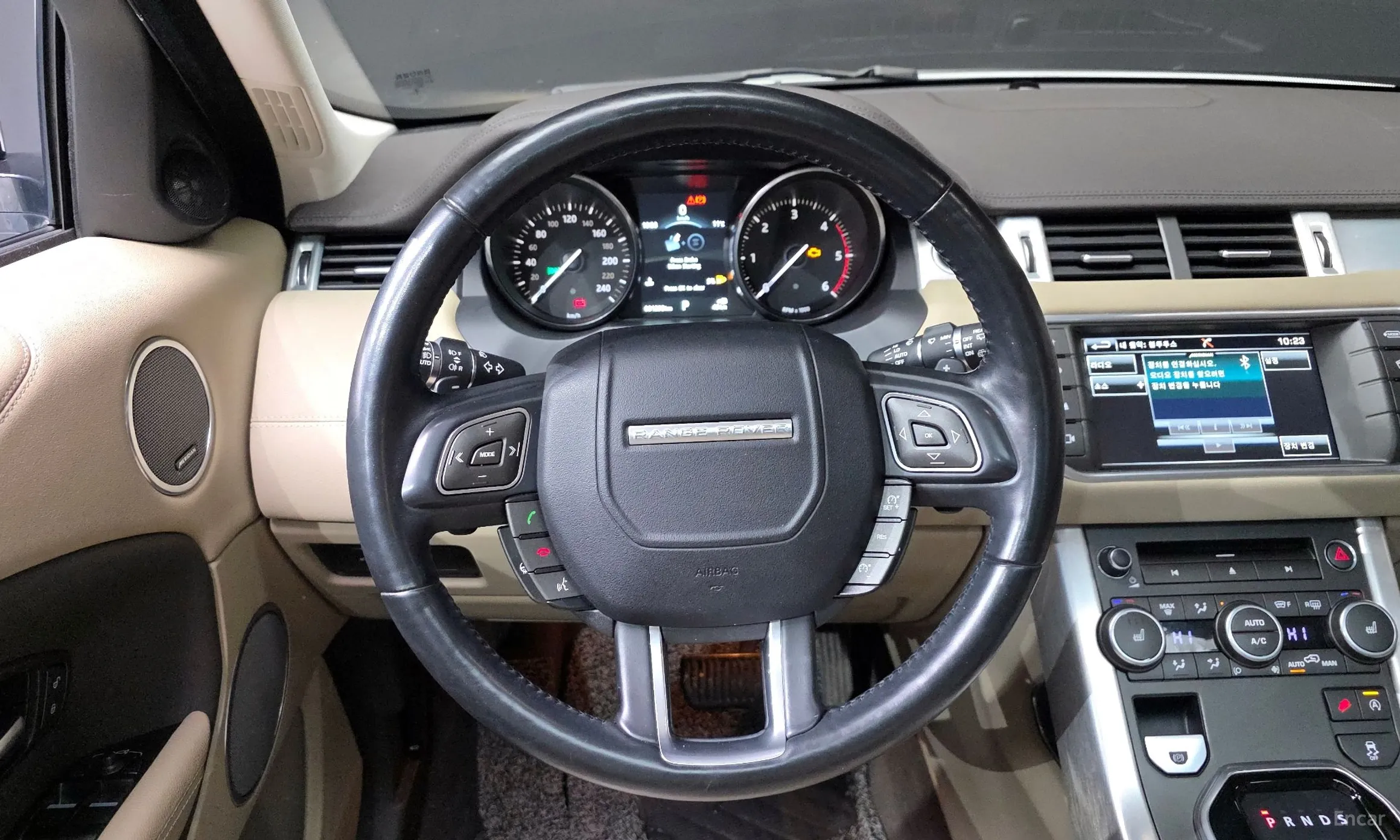 Land Rover Range Rover Evoque превью 13