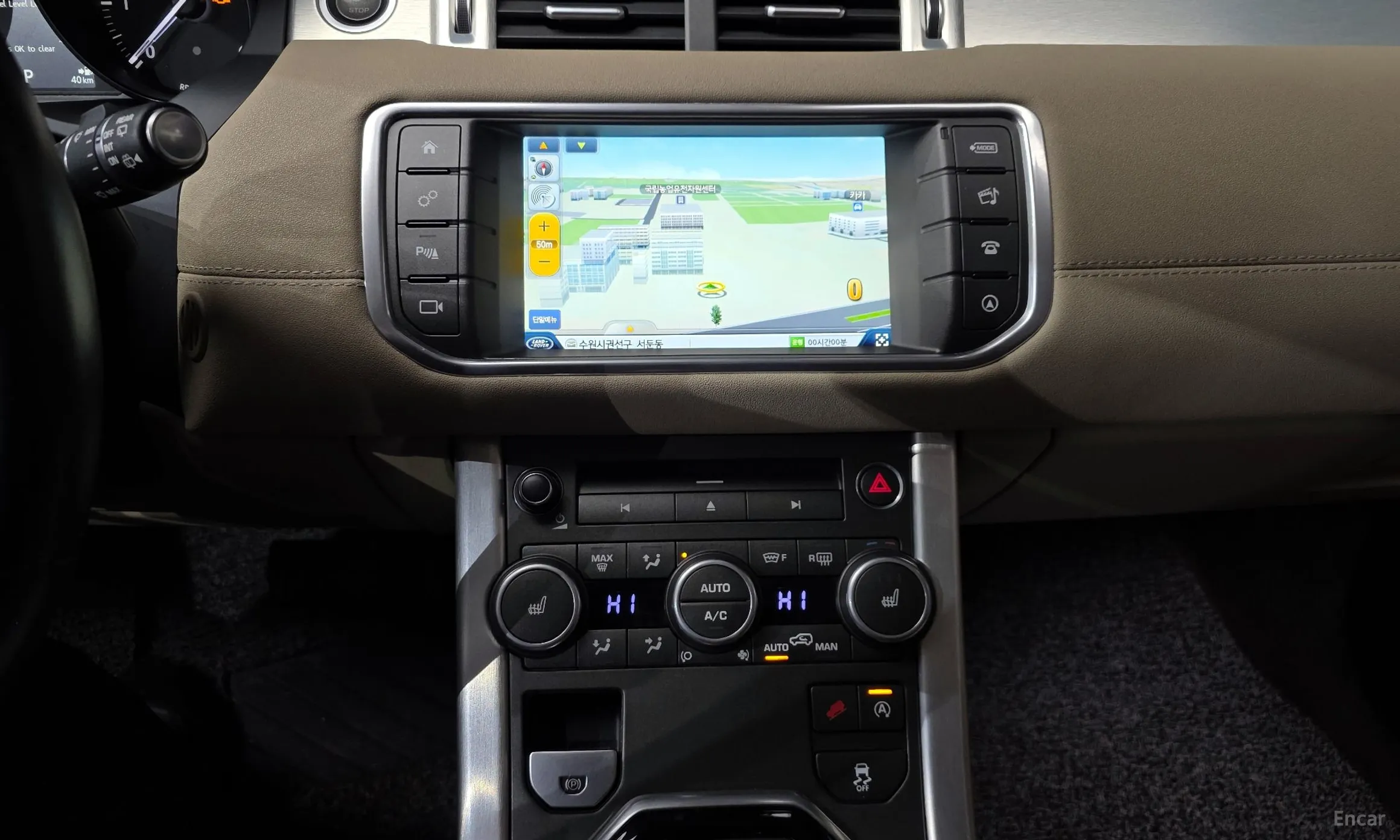 Land Rover Range Rover Evoque превью 14