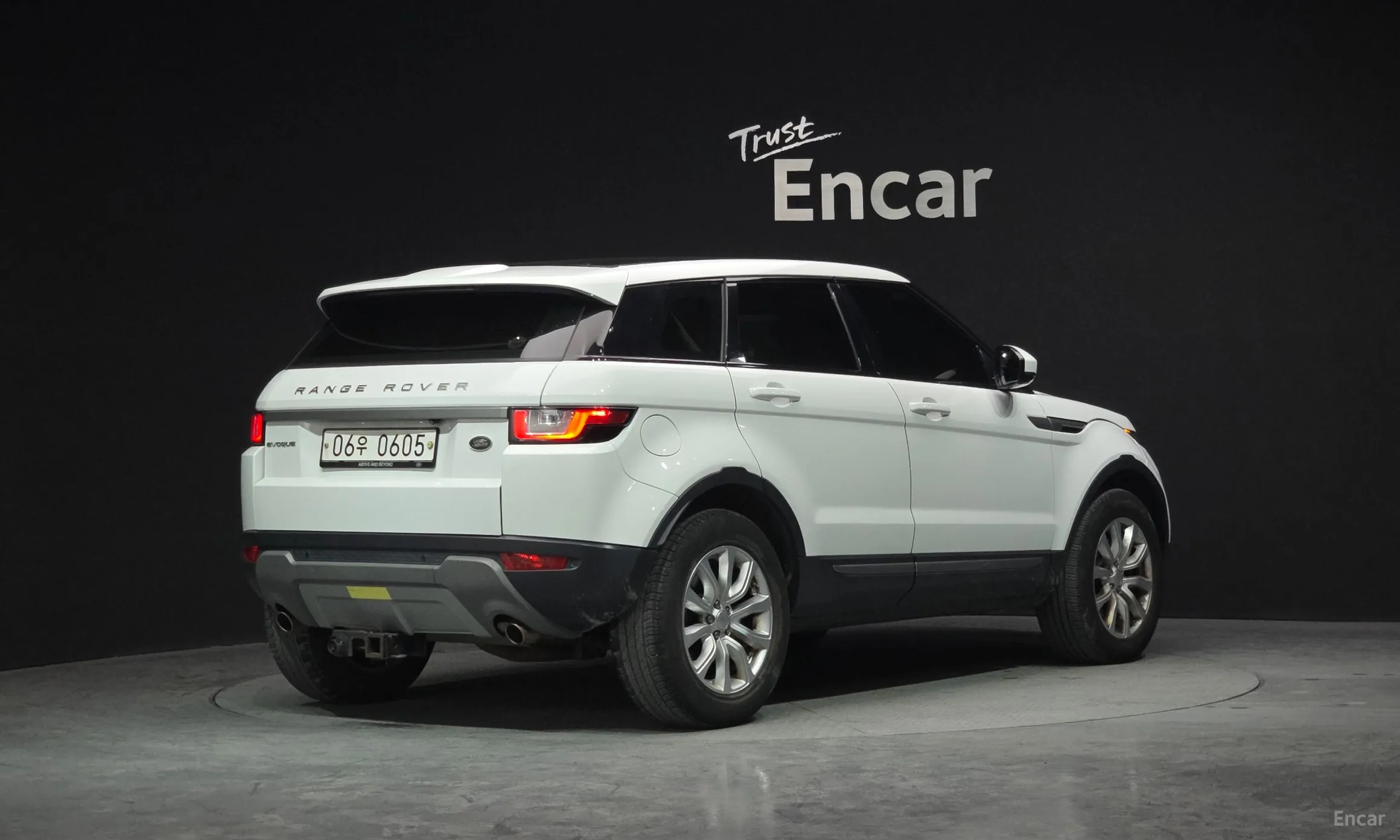 Land Rover Range Rover Evoque превью 2