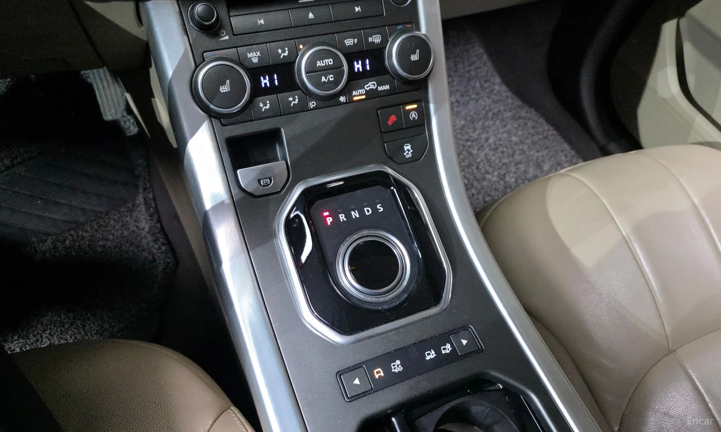 Land Rover Range Rover Evoque превью 9
