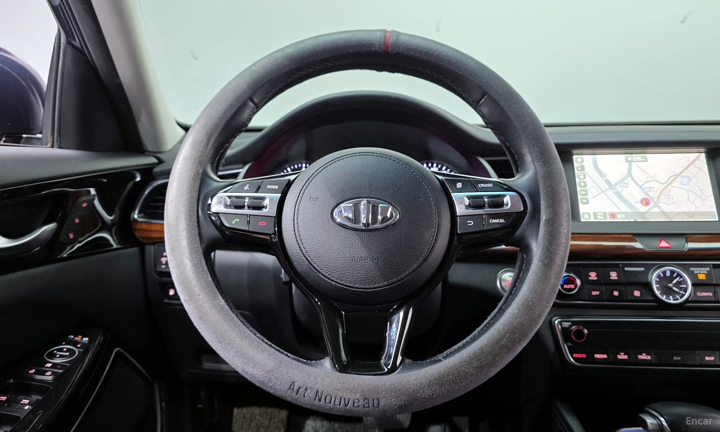 Kia K7 превью 13