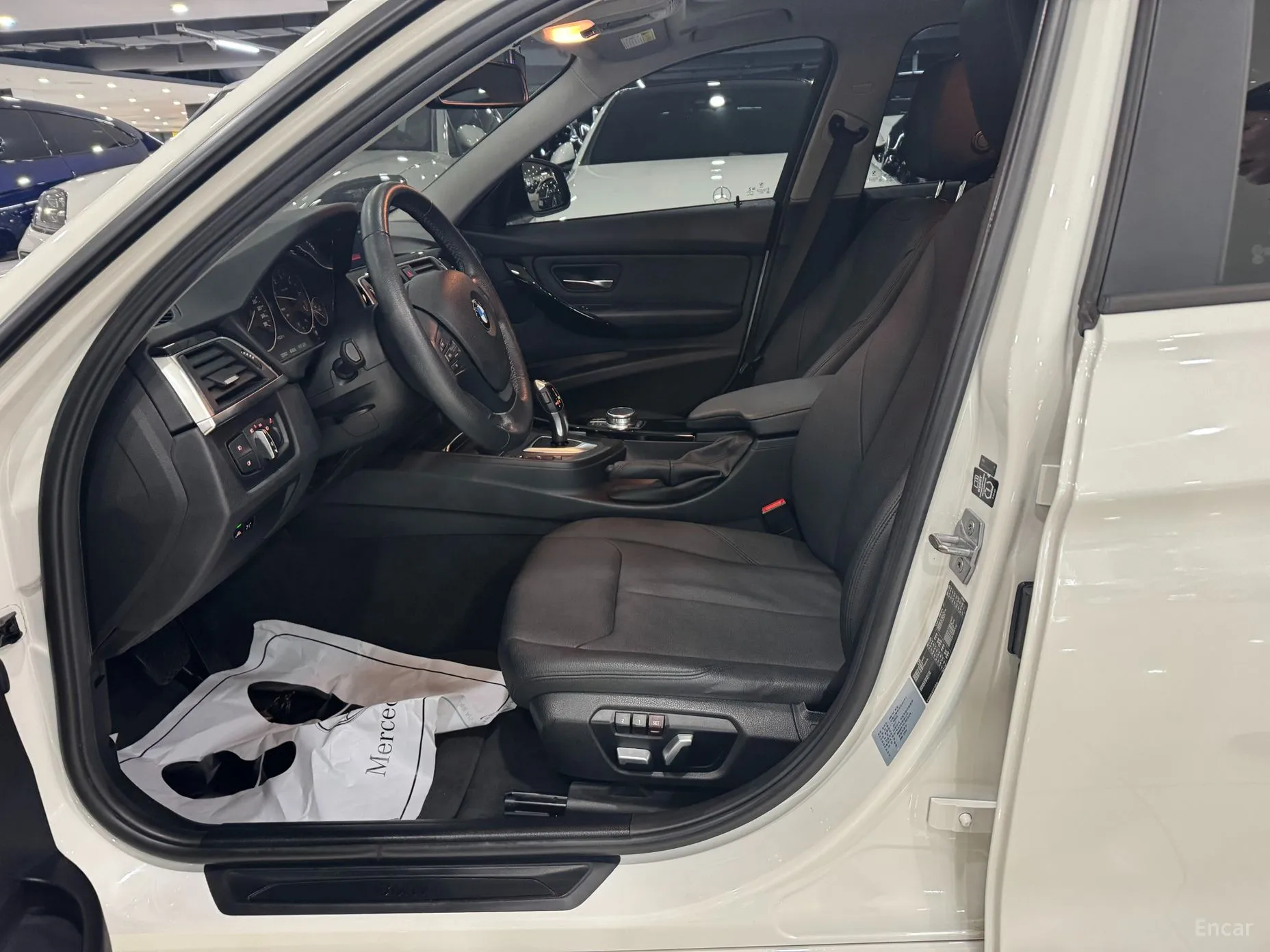 BMW 3 Series (F30) превью 7