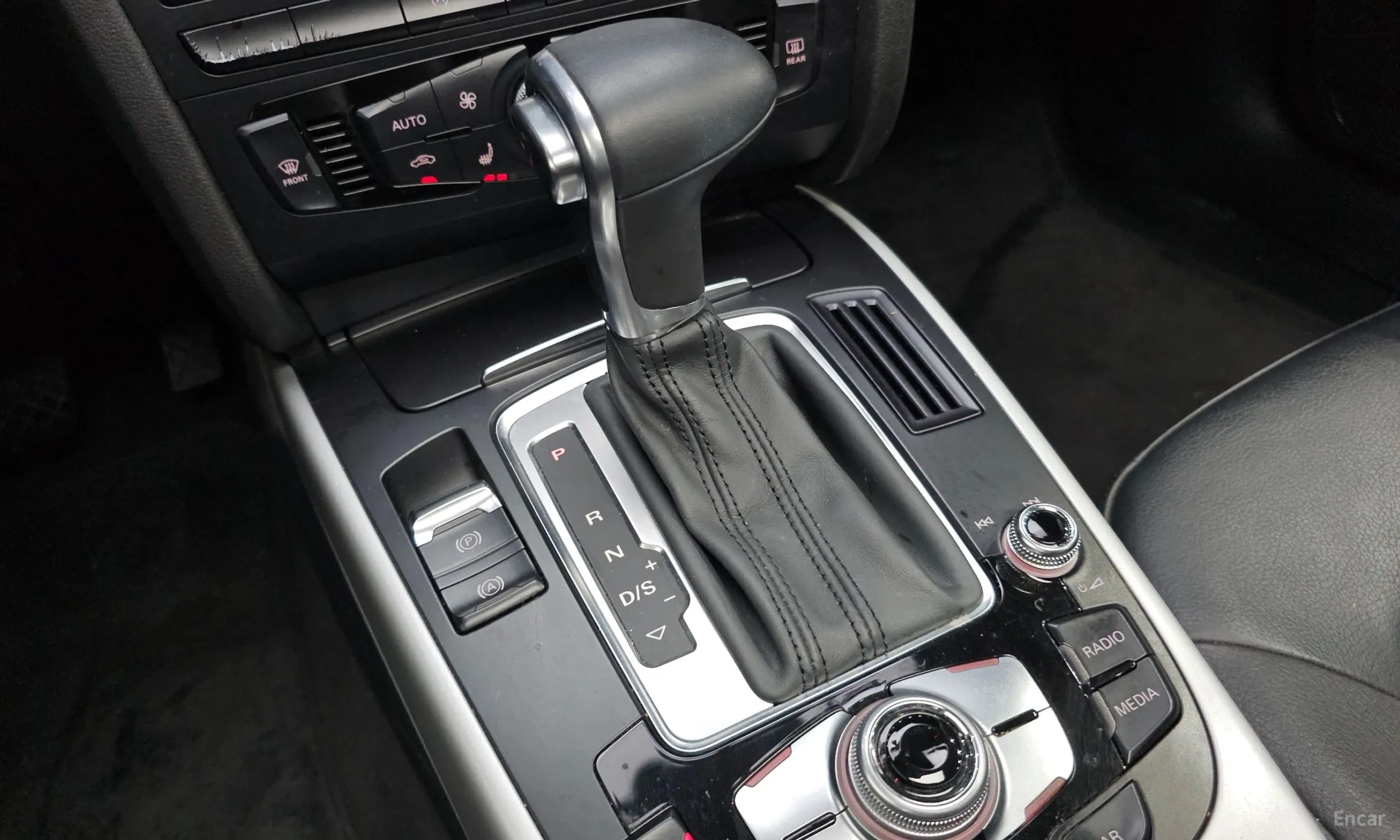 Audi New A4 превью 9