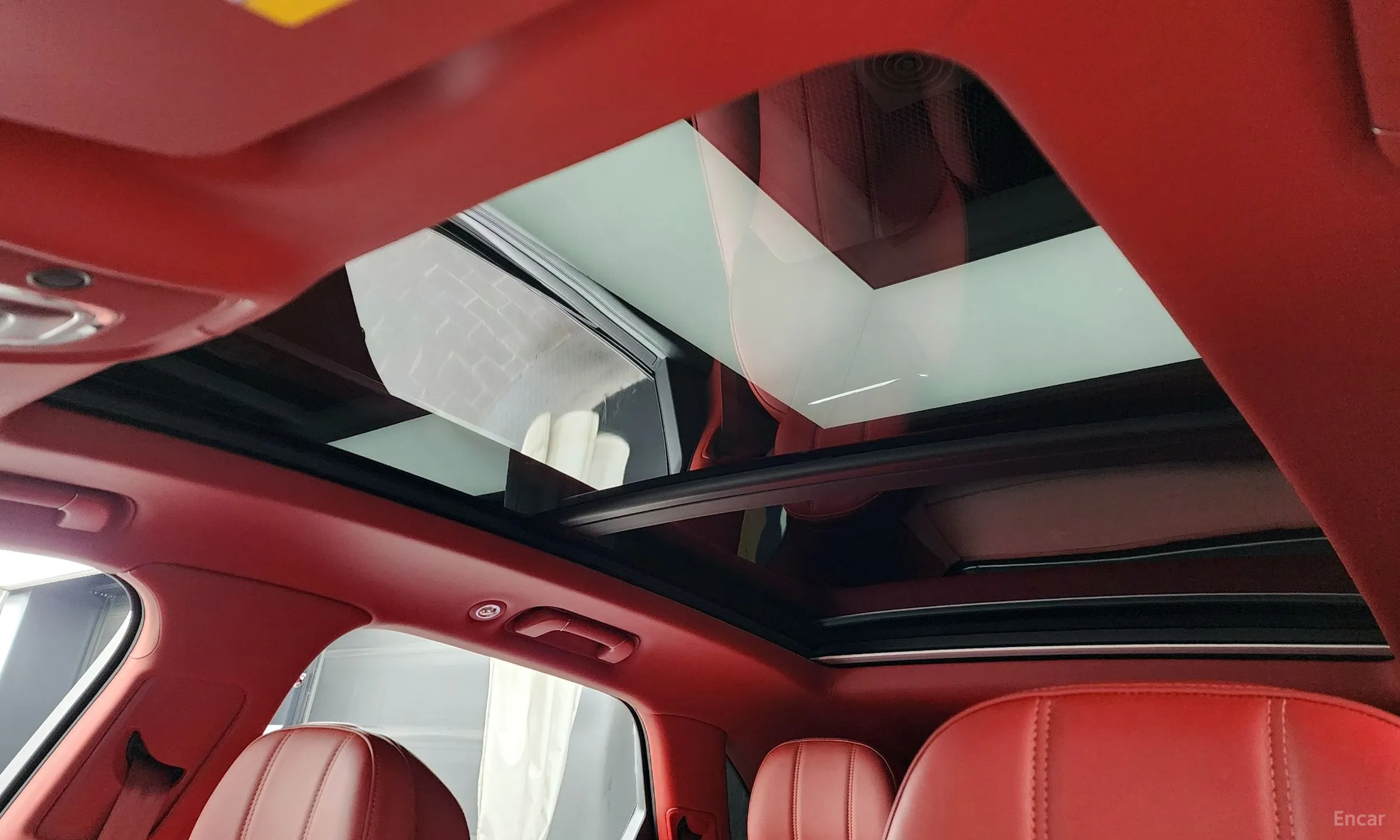 Bentley Bentayga превью 18