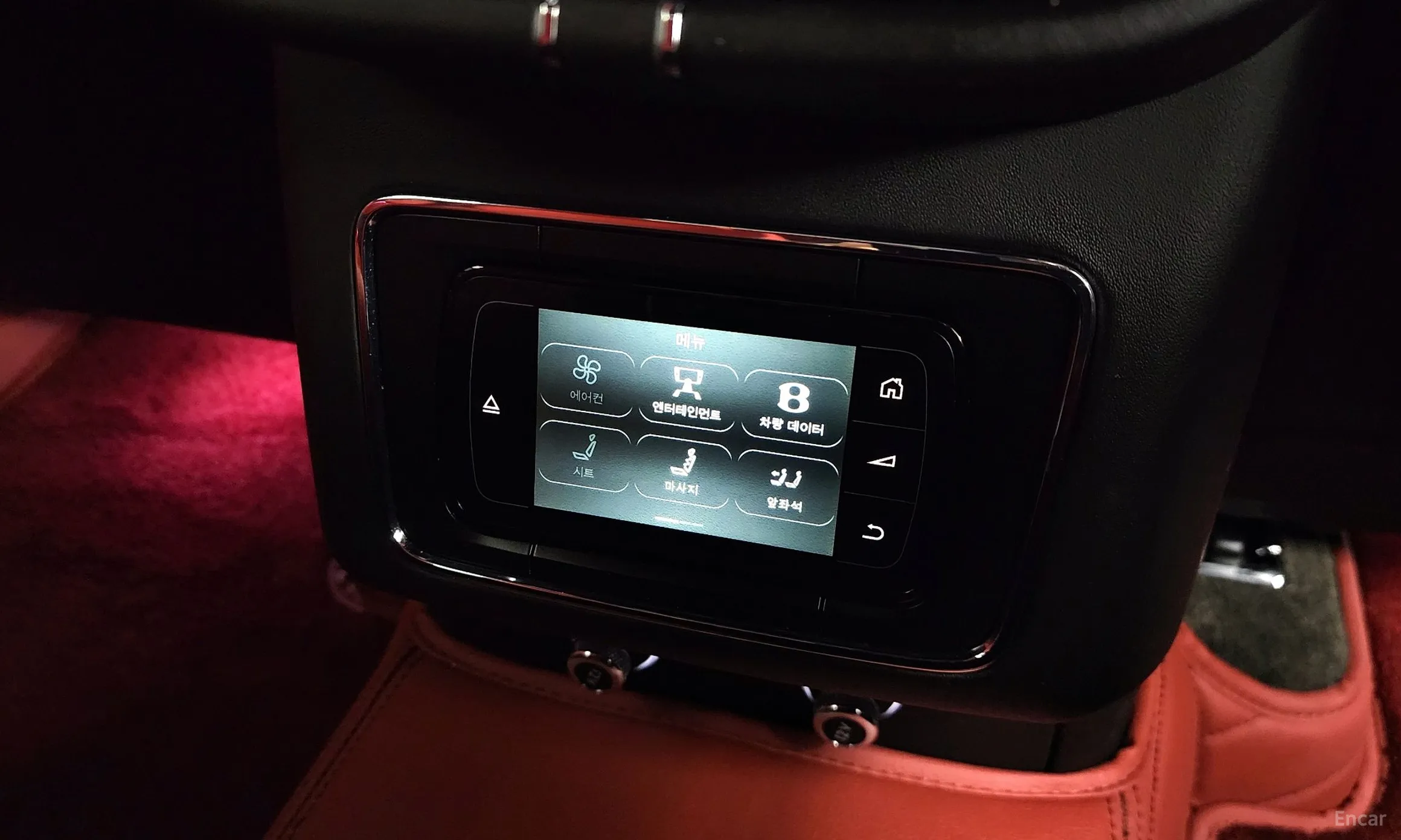 Bentley Bentayga превью 19