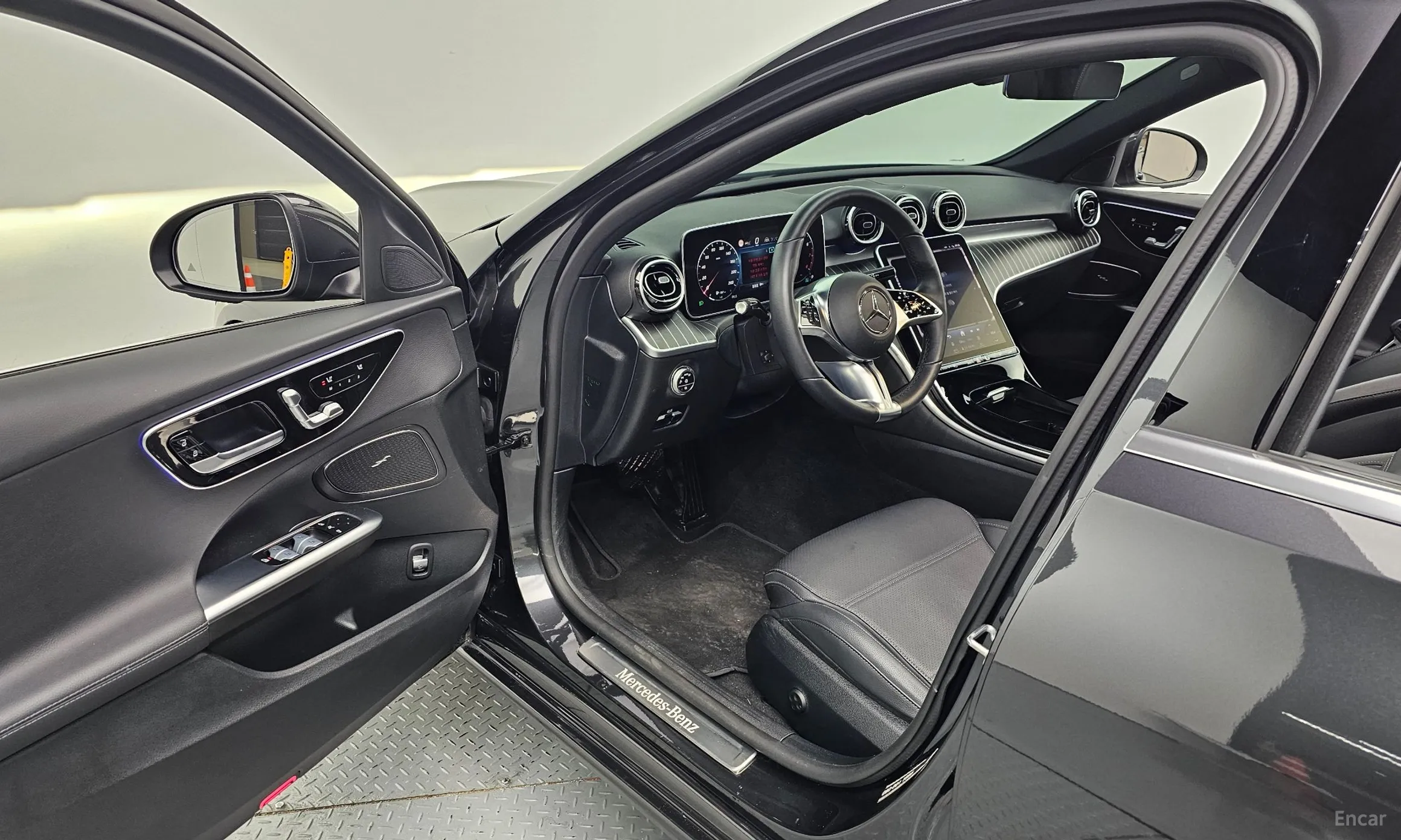 Mercedes Benz C-Class W206 превью 11