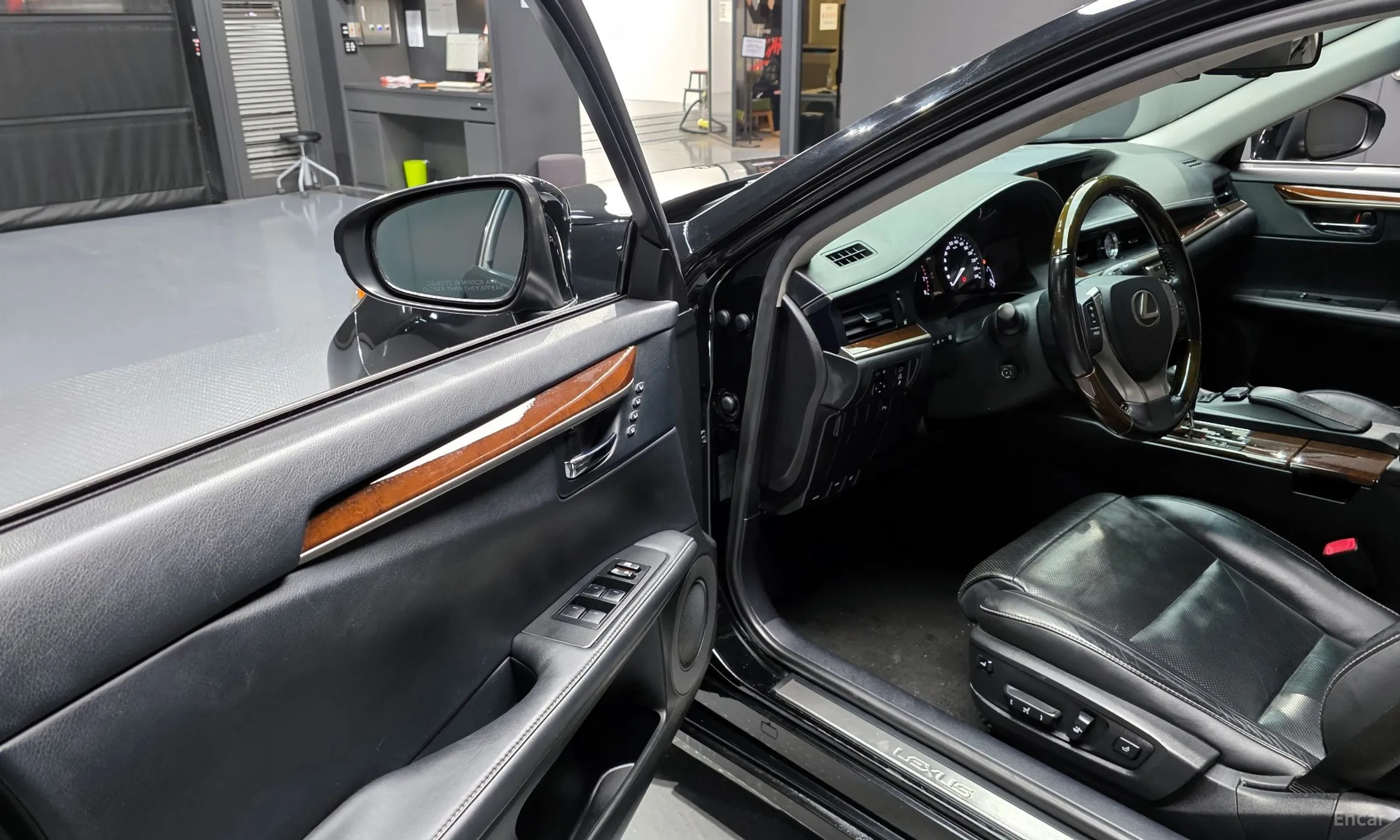 Lexus New ES350 превью 11