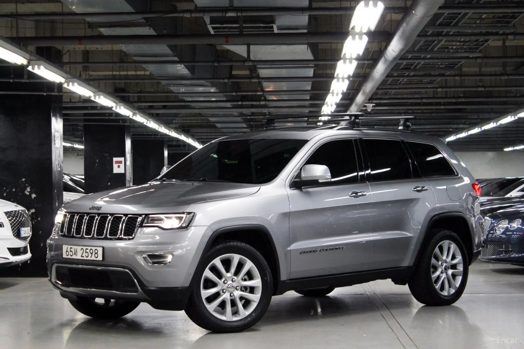 Jeep Grand Cherokee превью 3