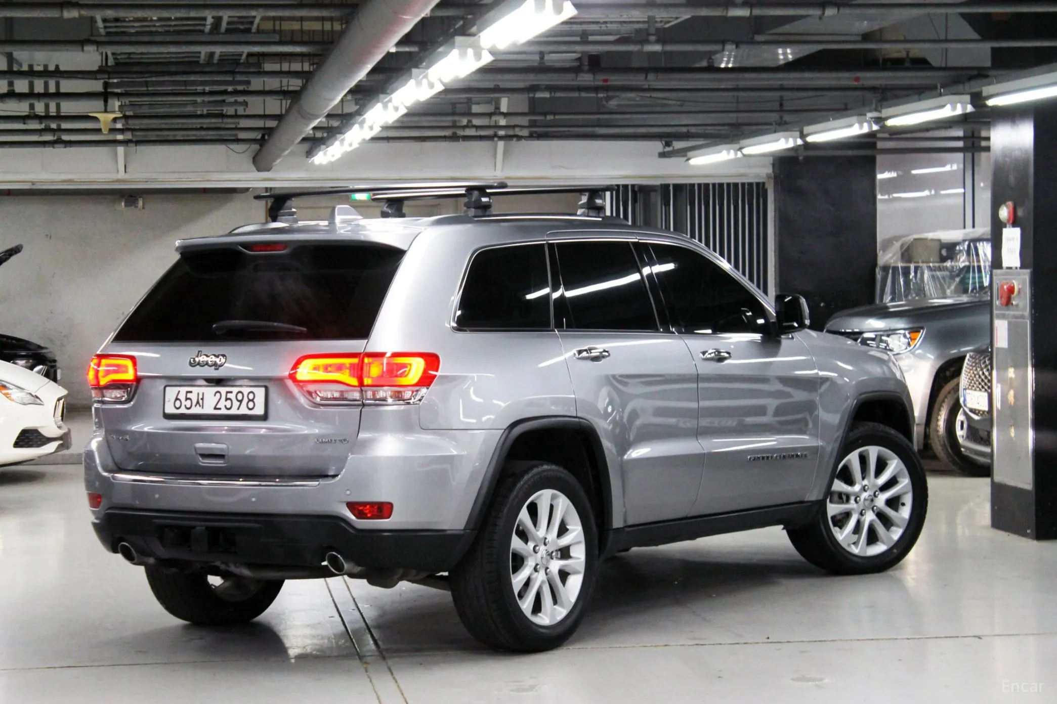Jeep Grand Cherokee превью 6