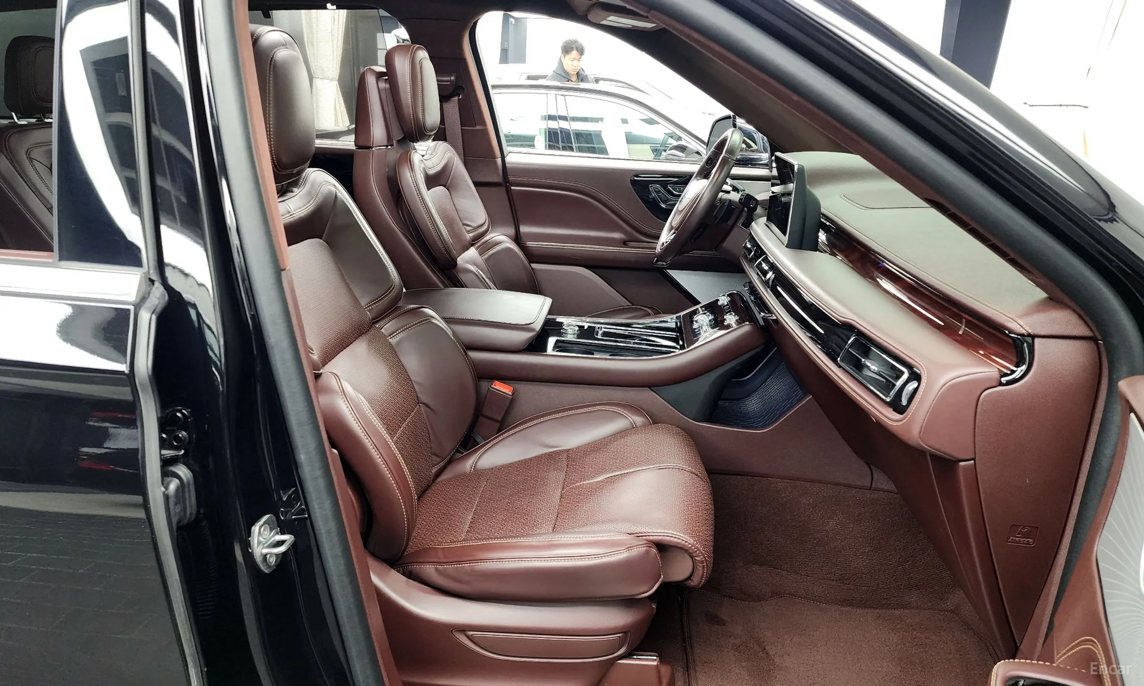 Lincoln Aviator 2nd Generation превью 11