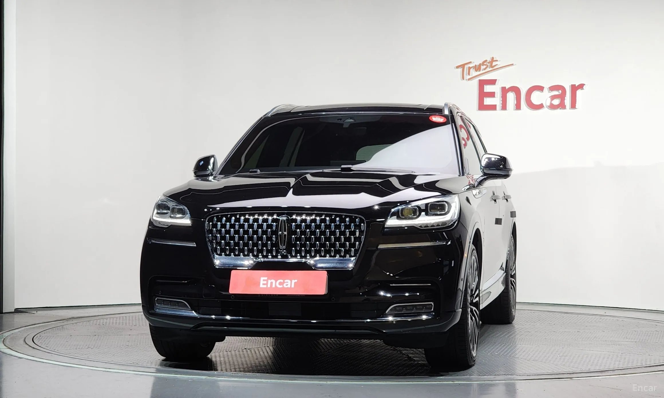 Lincoln Aviator 2nd Generation превью 3