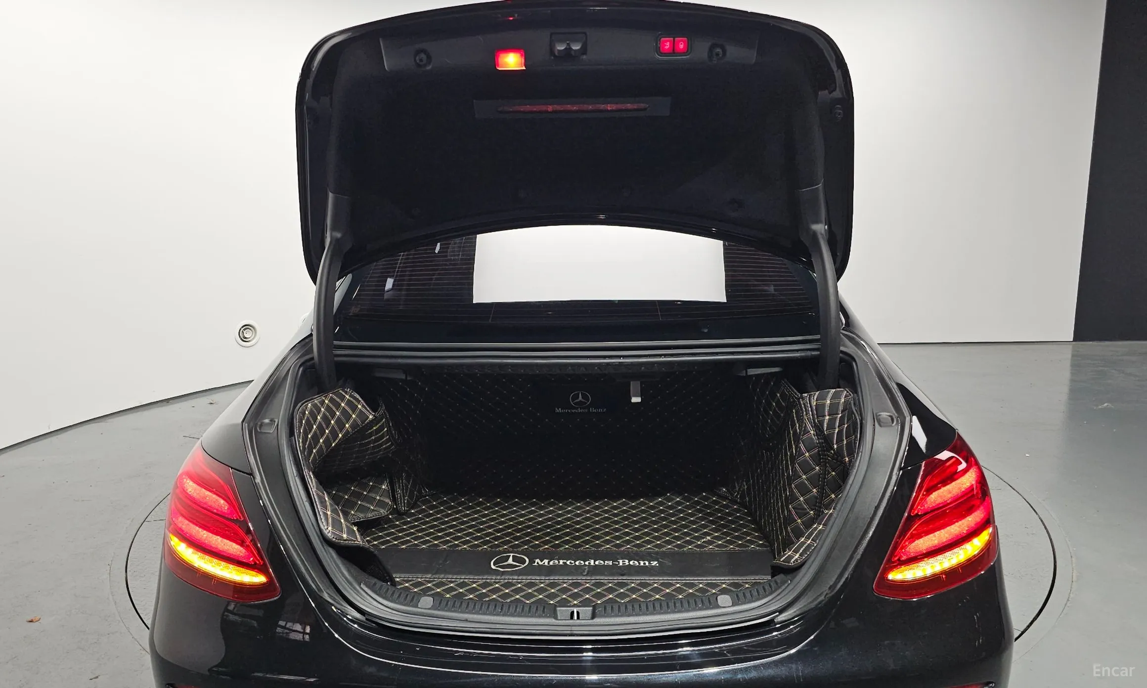 Mercedes Benz E-Class W213 превью 20