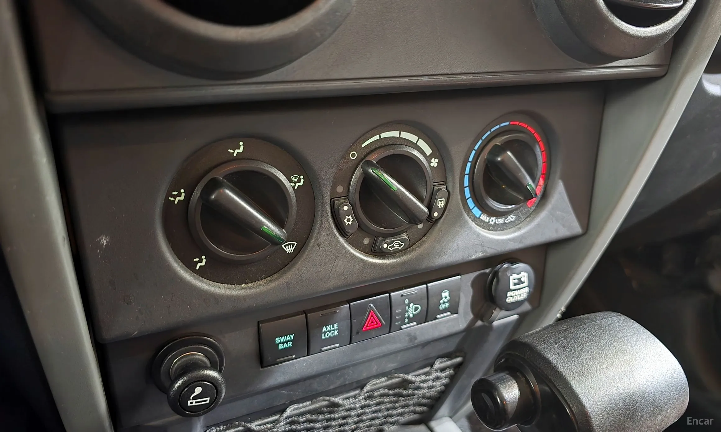 Jeep Wrangler (JK) превью 16