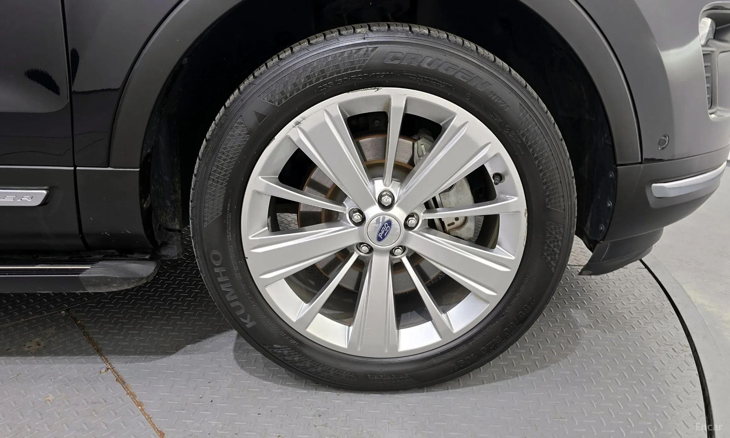 Ford Explorer превью 5
