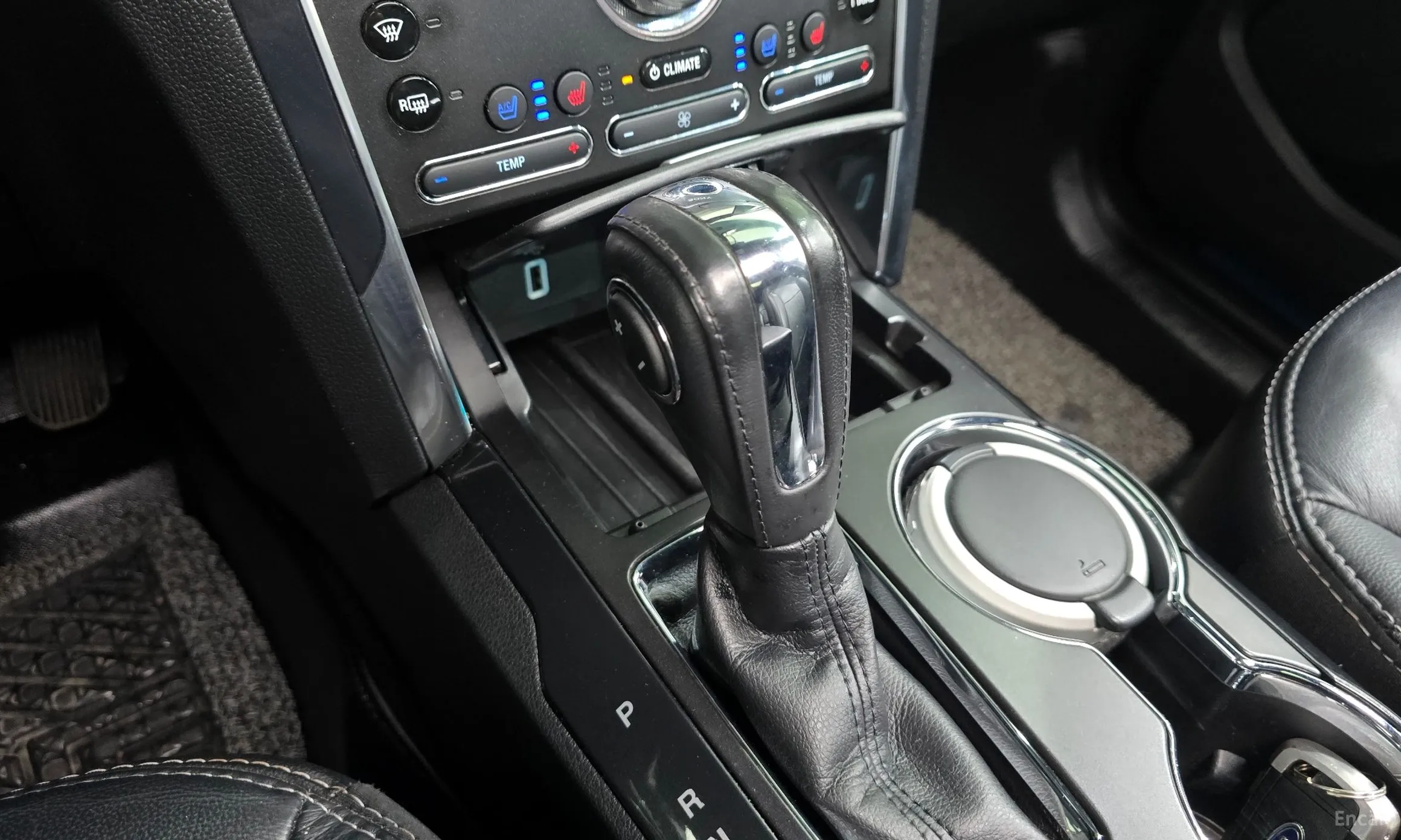 Ford Explorer превью 9