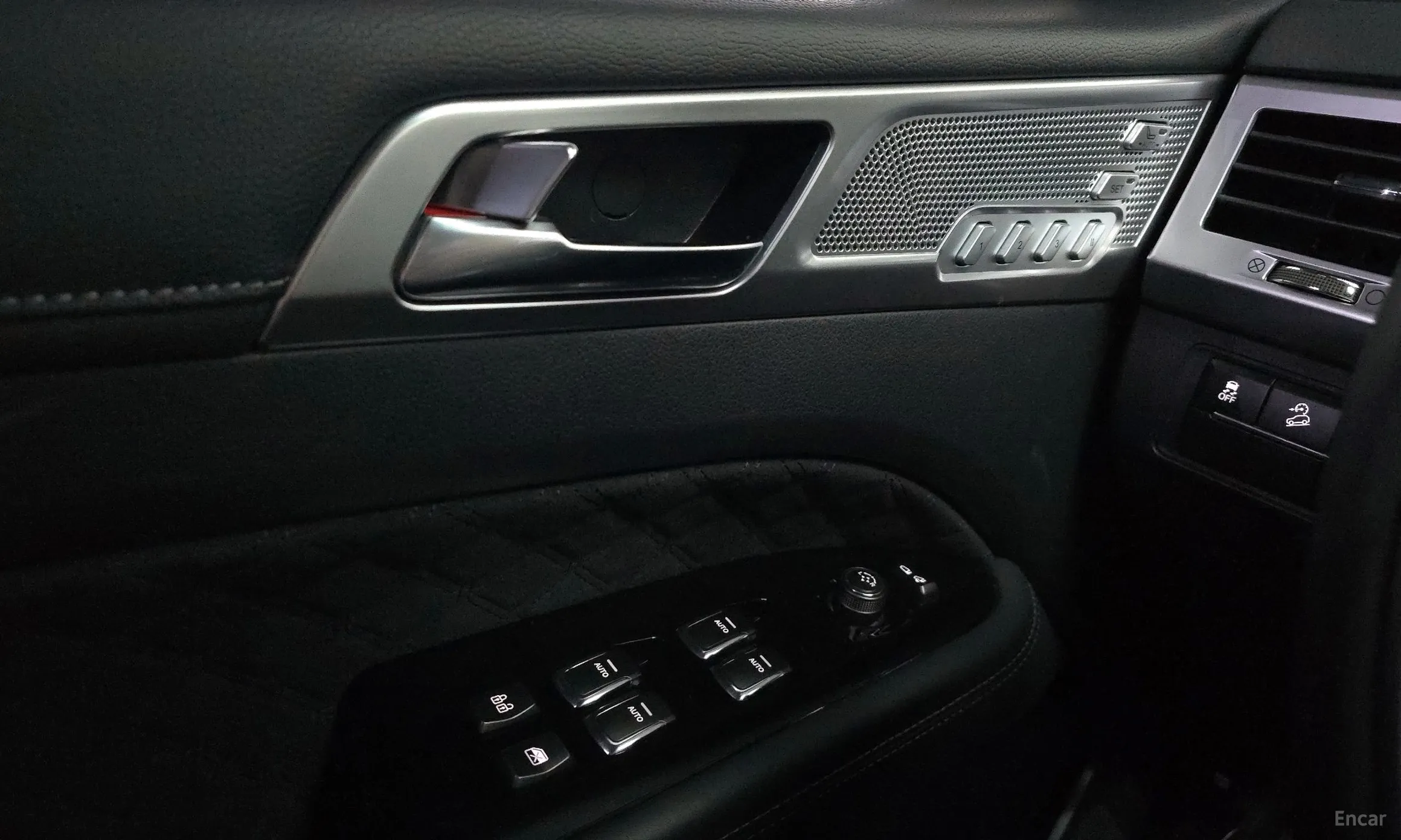 KG Mobility (SsangYong) Rexton превью 16