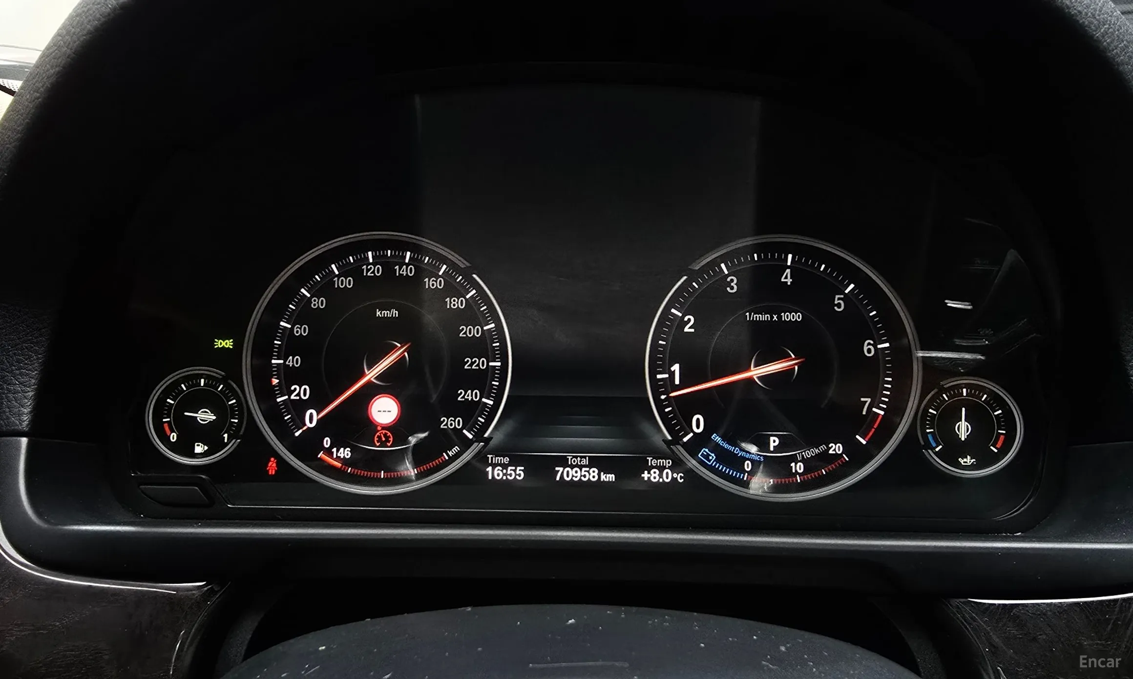 BMW 5 Series (F10) превью 8