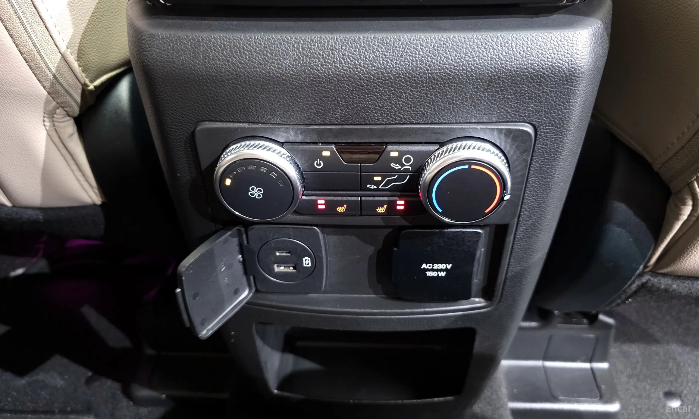 Ford Explorer 6th Generation превью 19