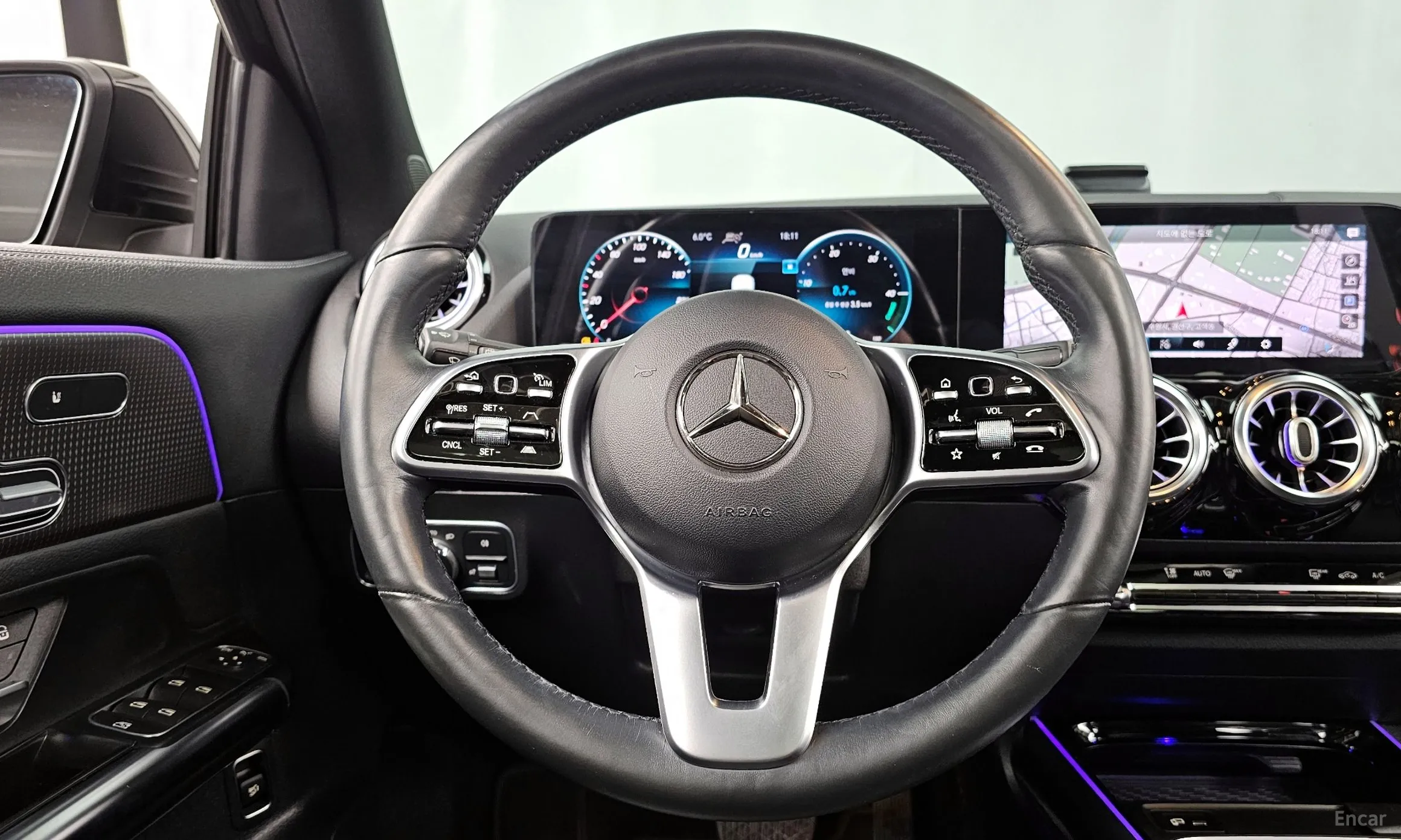 Mercedes Benz GLA-Class H247 превью 13